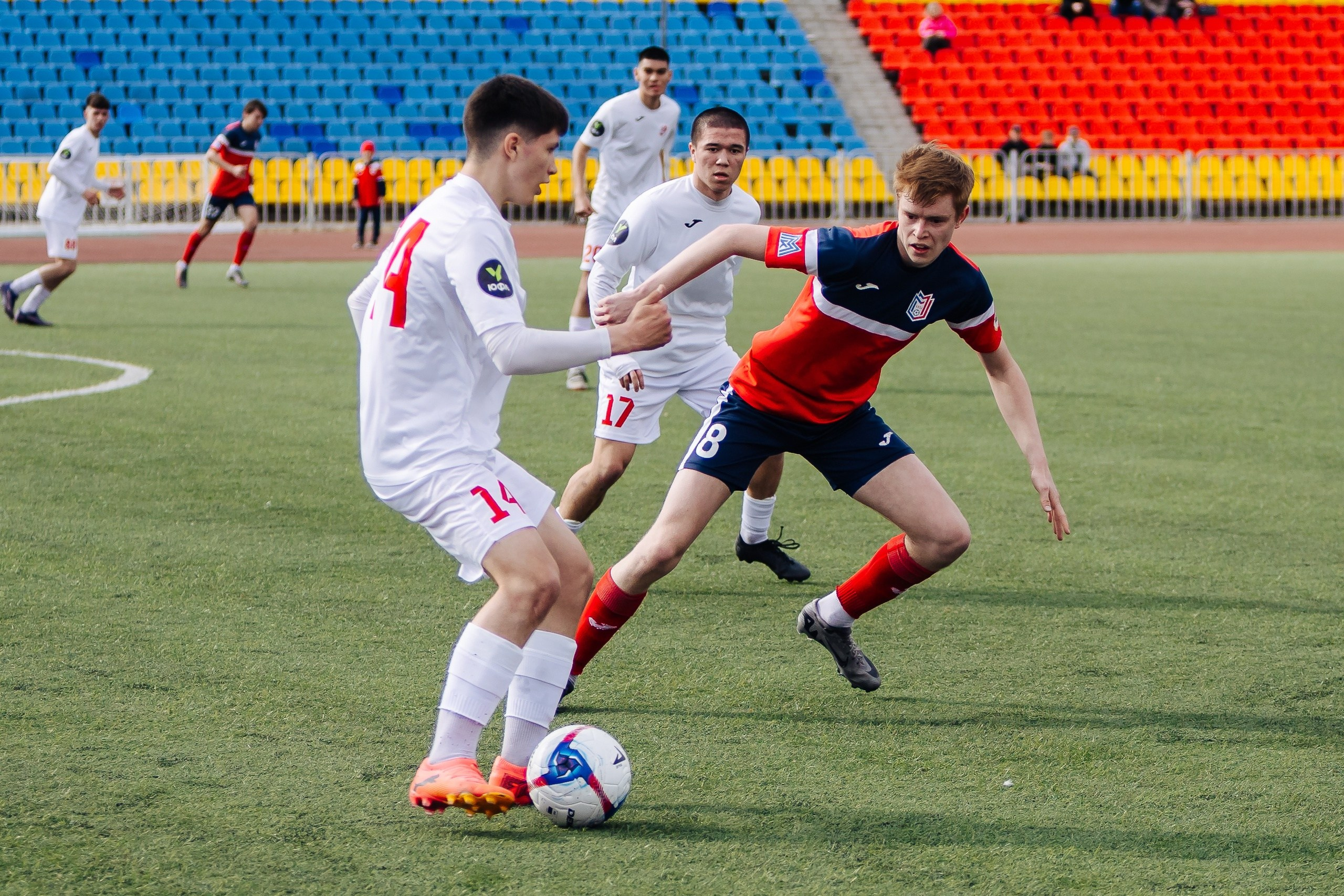 ФК «Металлург-Магнитогорск» vs ФК «ОСШ-Челябинск-М» // 05.04.25. Денис Прохоров Фотограф в г. Магнитогорск