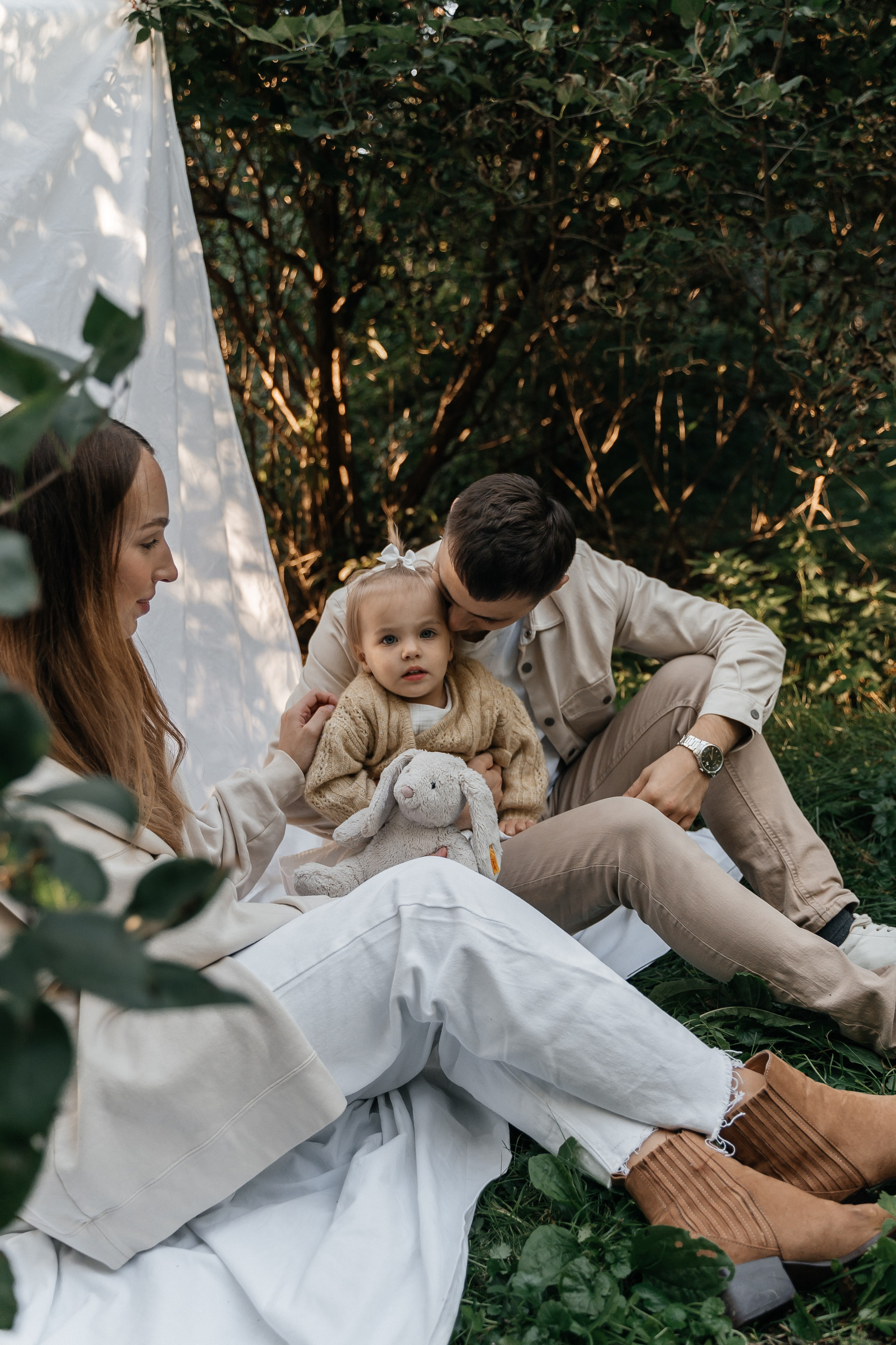 Лёша, Ксюша и Вика. Волик Мария