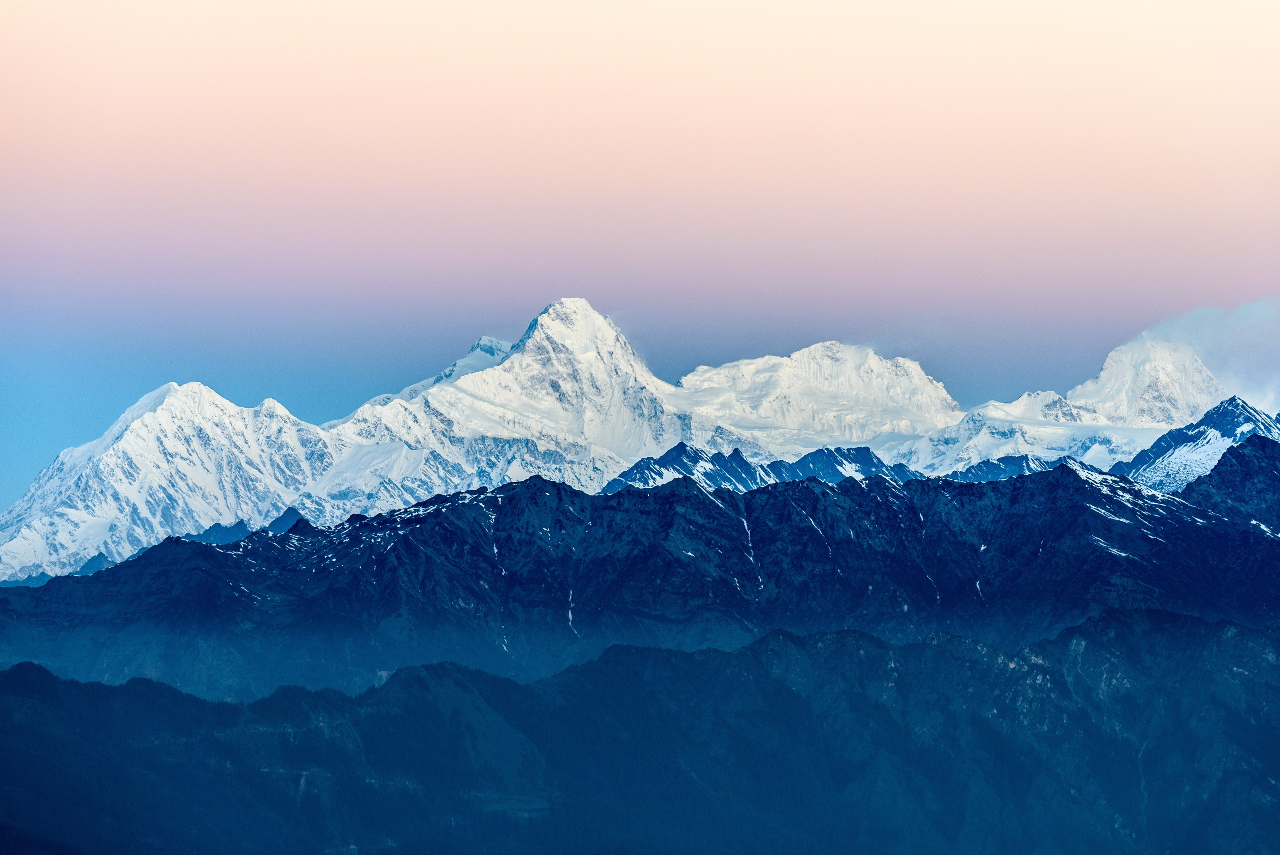Обитель снегов. Пейзажный фотограф Сергей Пестерев. Фото природы