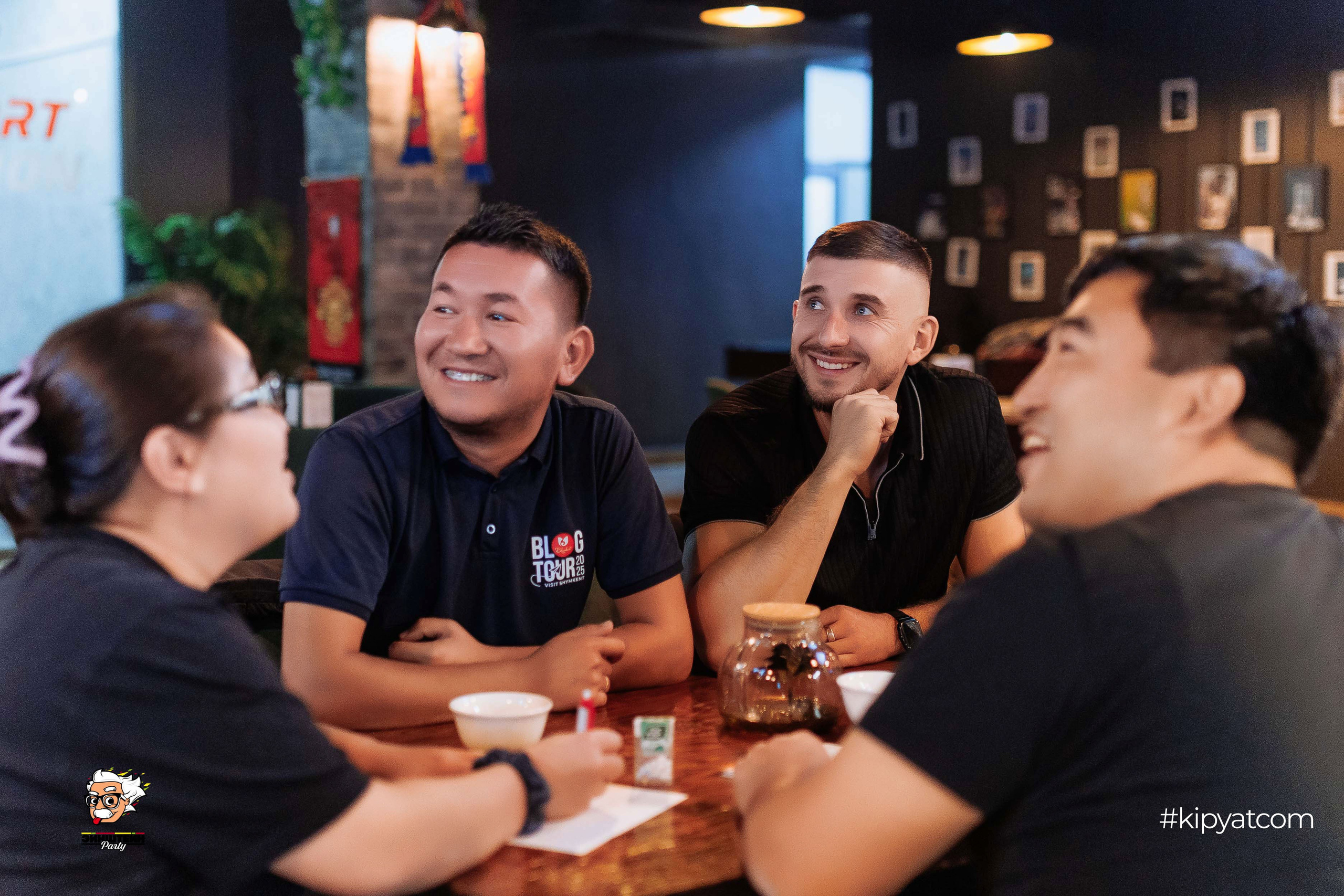 Эйнштейн Party