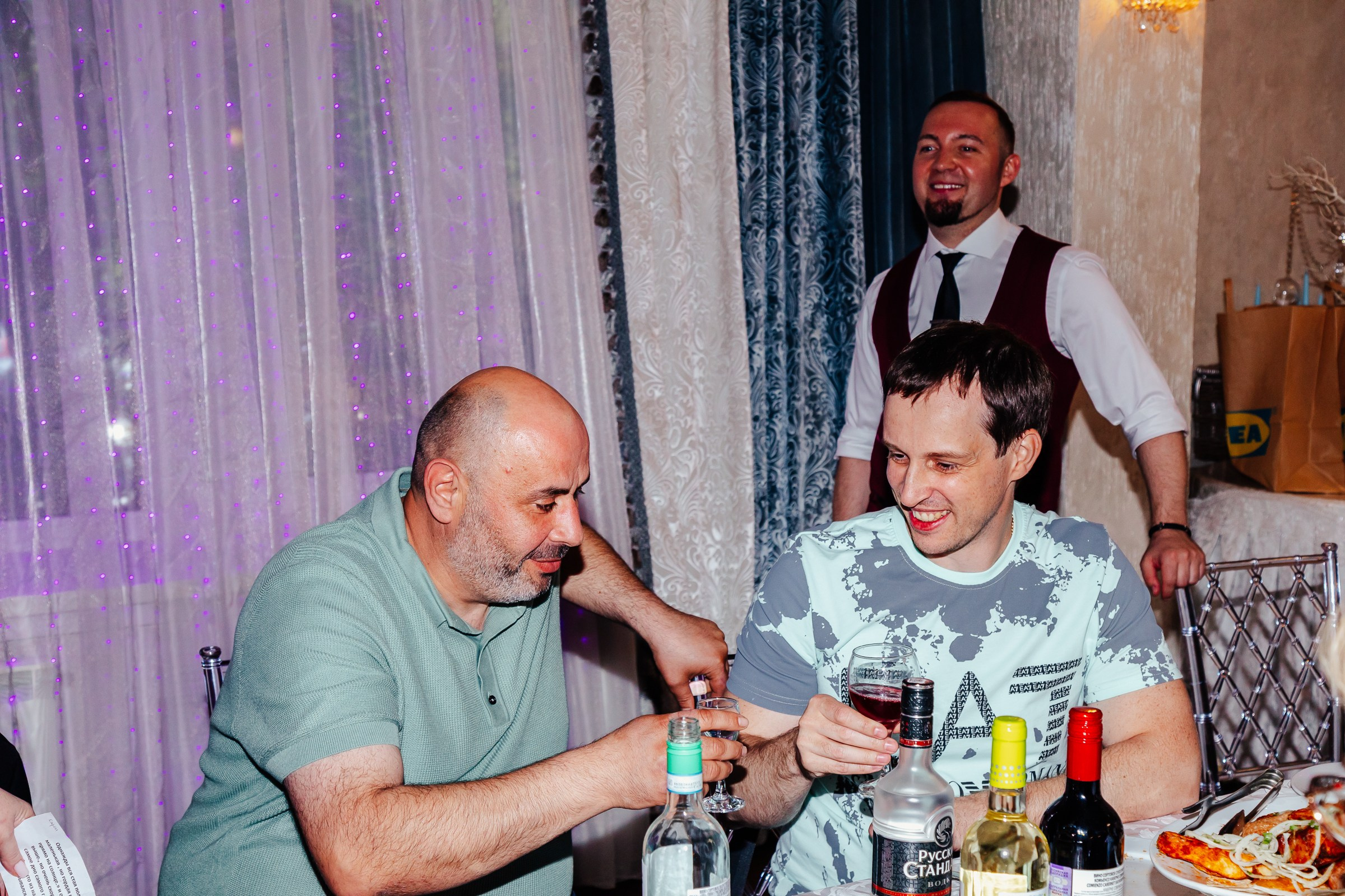 Семейная вечеринка на юбилее. Репортажный и семейный фотограф в Москве