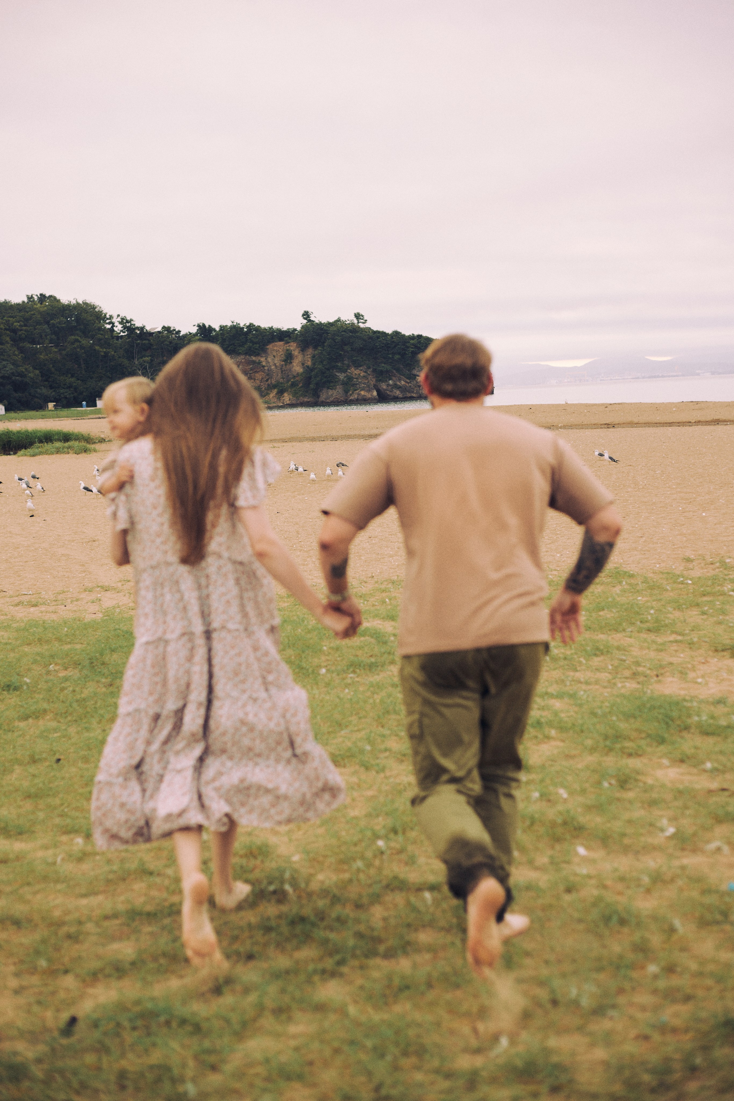 Маленькие ножки. Фотограф Ионова Анастасия, г Владивосток