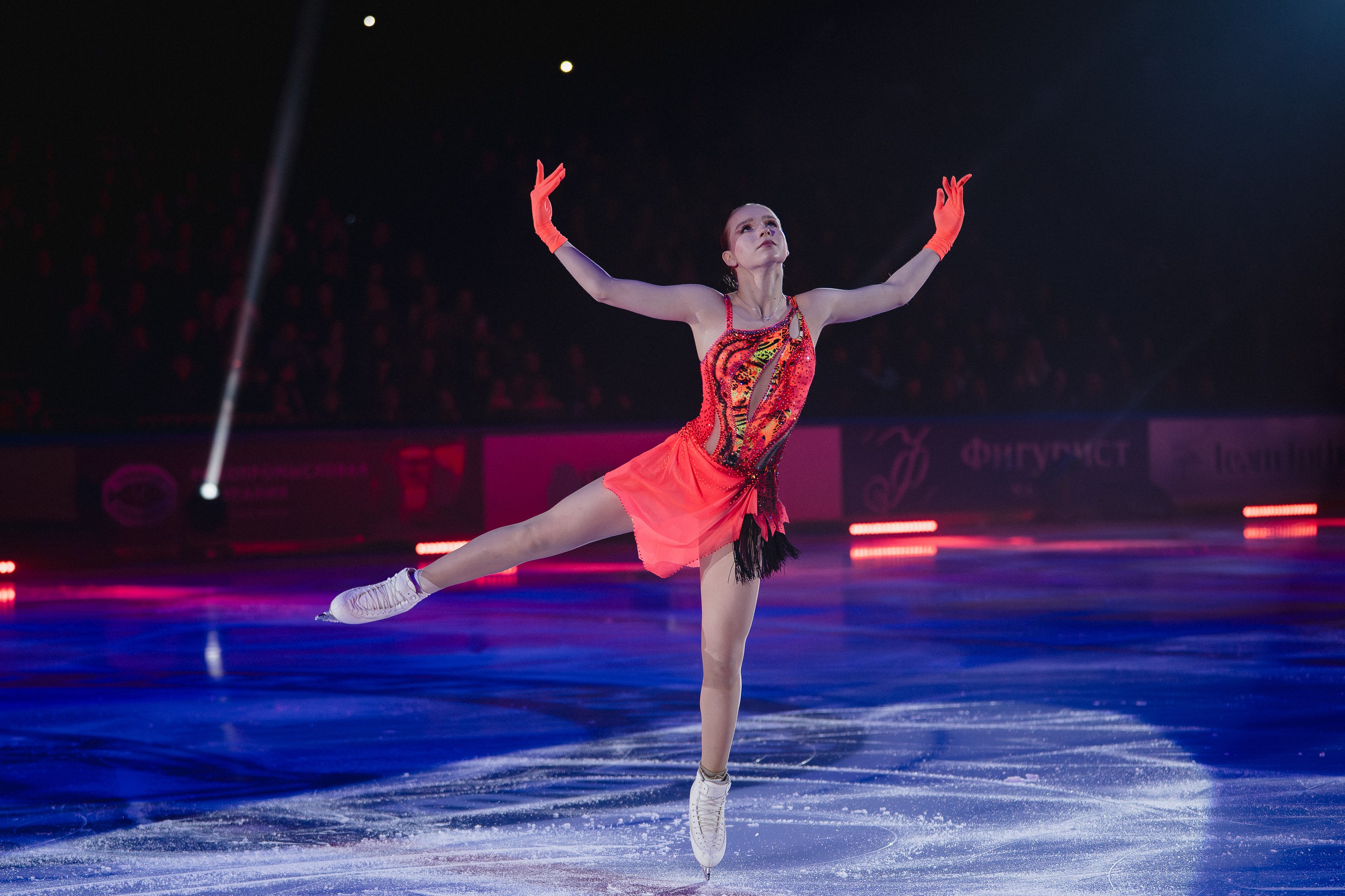 Шоу Этери Тутберидзе в Новосибирске. Воробьева Ксения — Спортивный и танцевальный фотограф Новосибирск