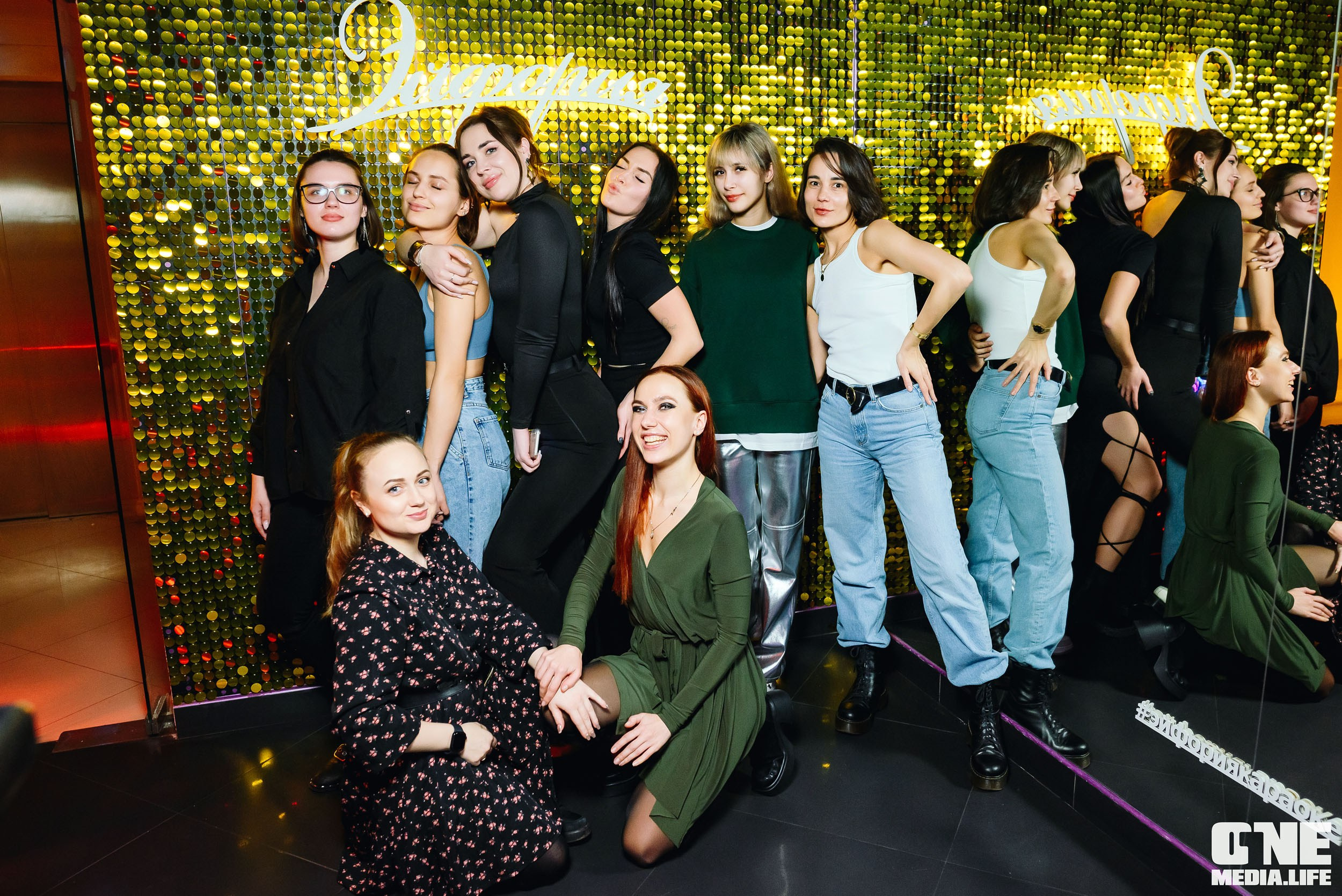 Фотоотчет из караоке-клуба Эйфория. One Media Life: фоторепортажи, фотоотчеты с мероприятий и заведений