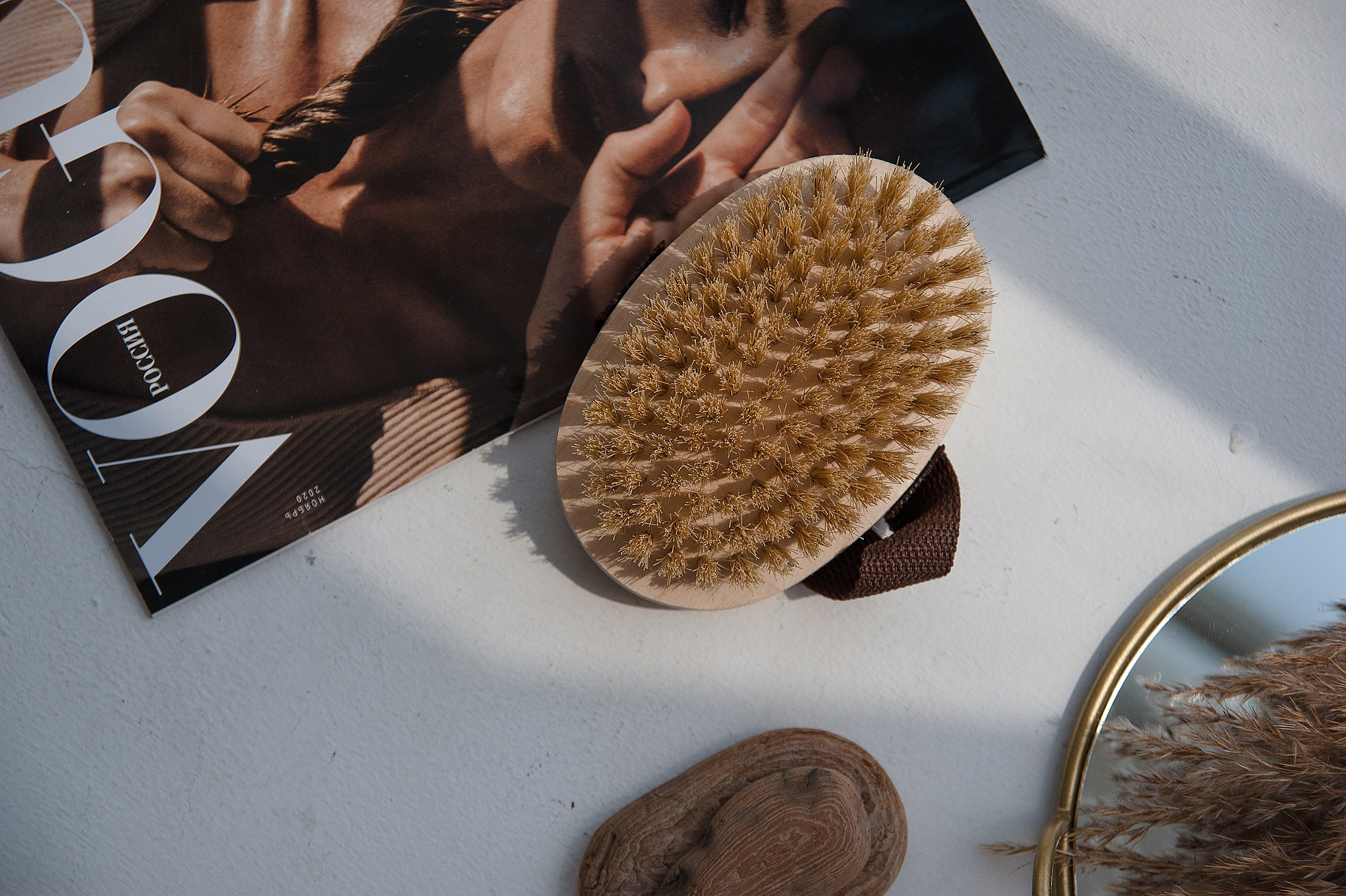 Контент для инстаграм массажиста в студии. Контент фотограф Дарья Едапина Новосибирск. Фотограф Дарья Едапина Новосибирск