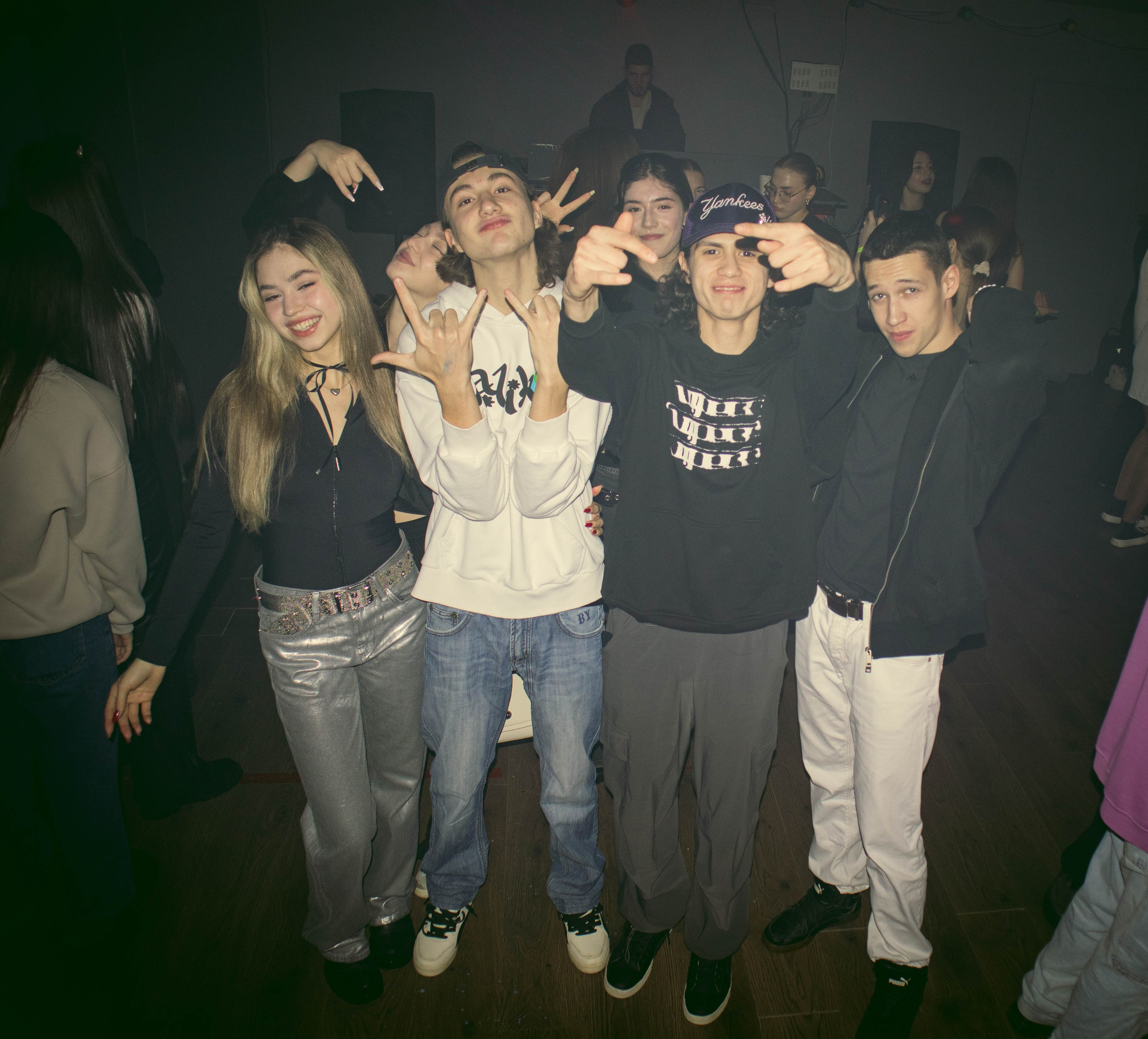 MOSHPIT. Фотограф и видеограф в Бугульме Аня Трутнева