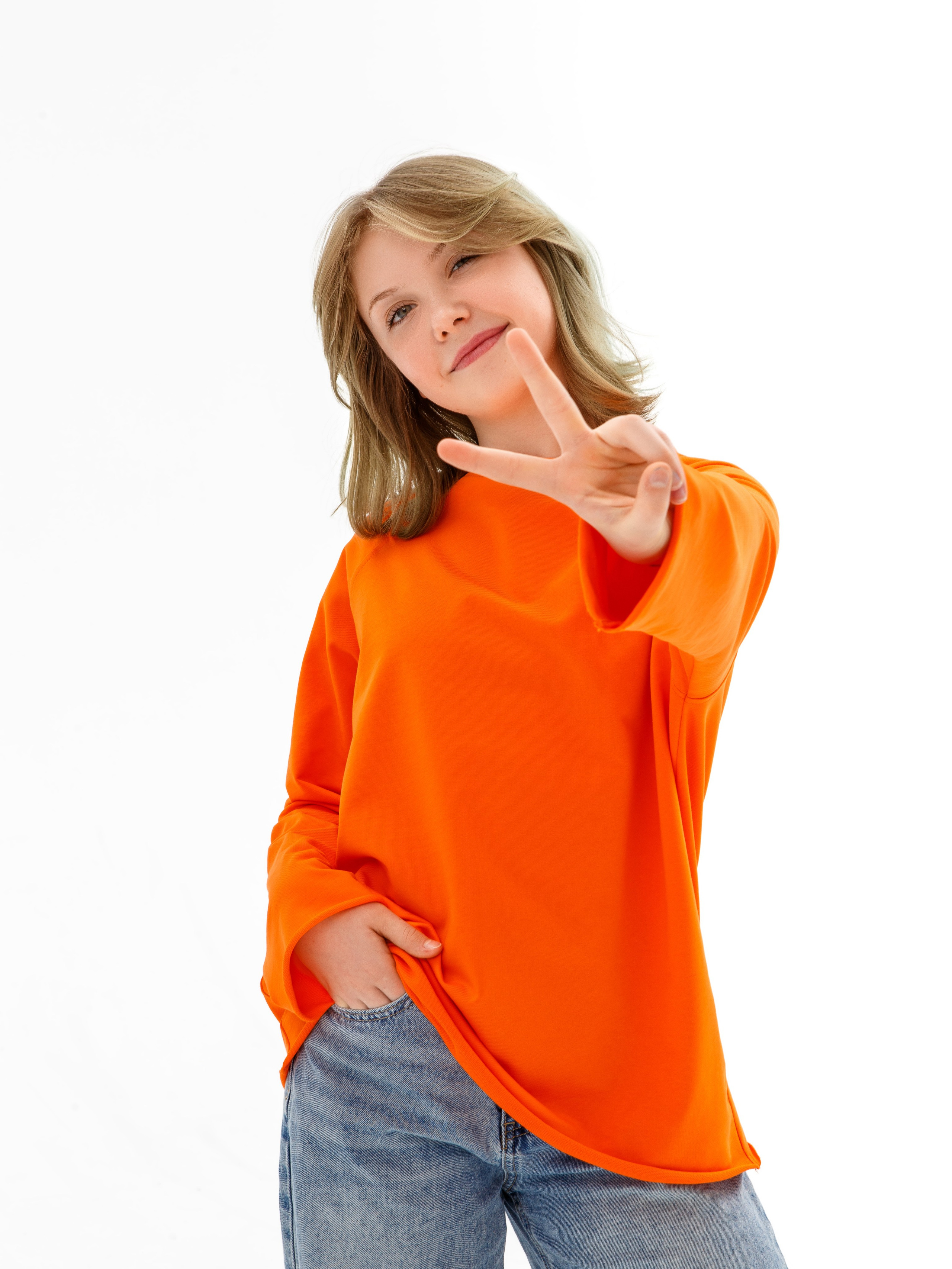 Обтравка Одежда белый фон. Контент фотограф, съемка для маркетплейсов, фуд съемка и репортажи в Новосибирске Ралия Галеева