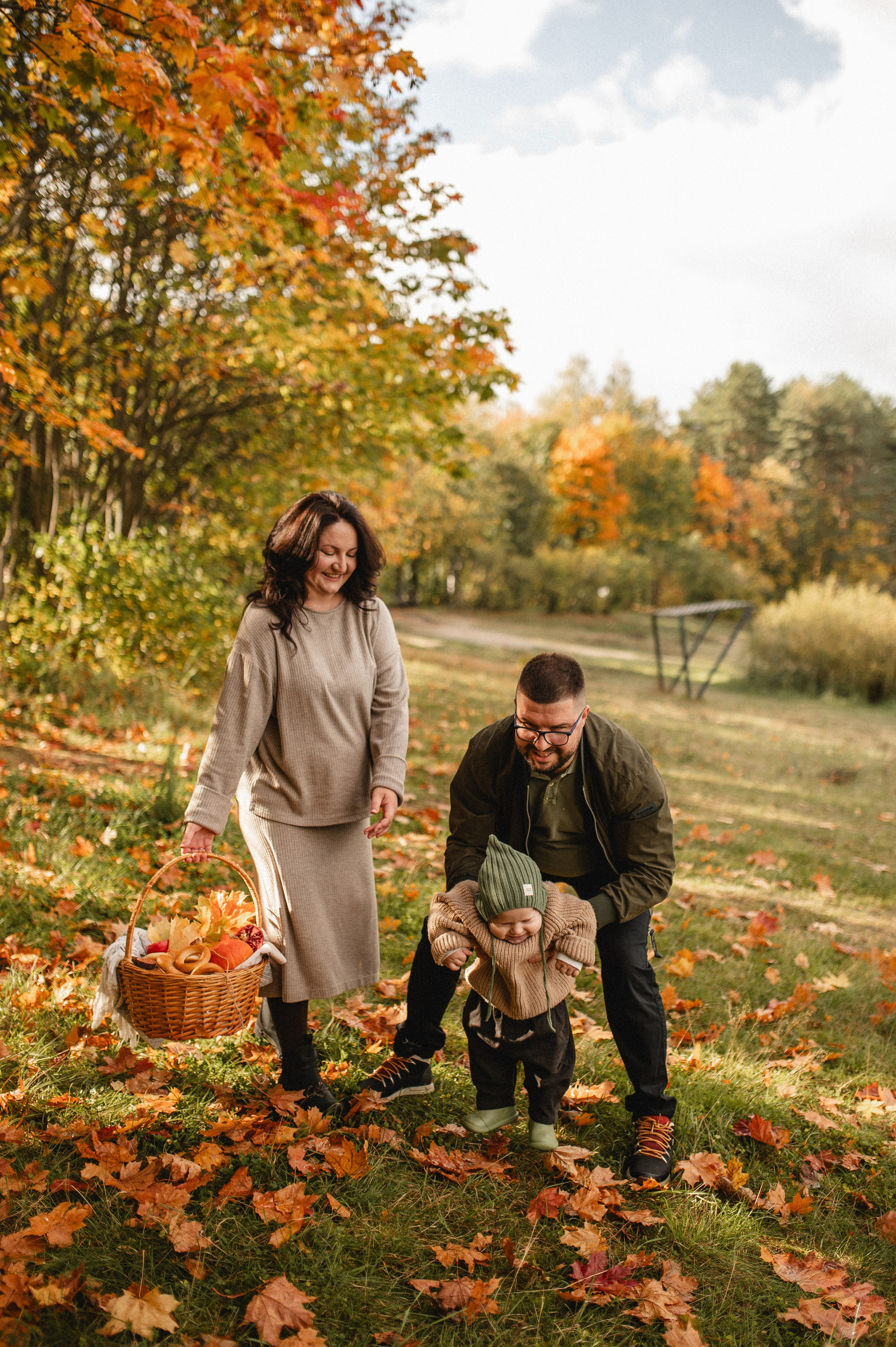 Осенняя фотосессия большой семьи в парке. Семейная фотосессия Бутово Москва фотограф Алина Морщагина