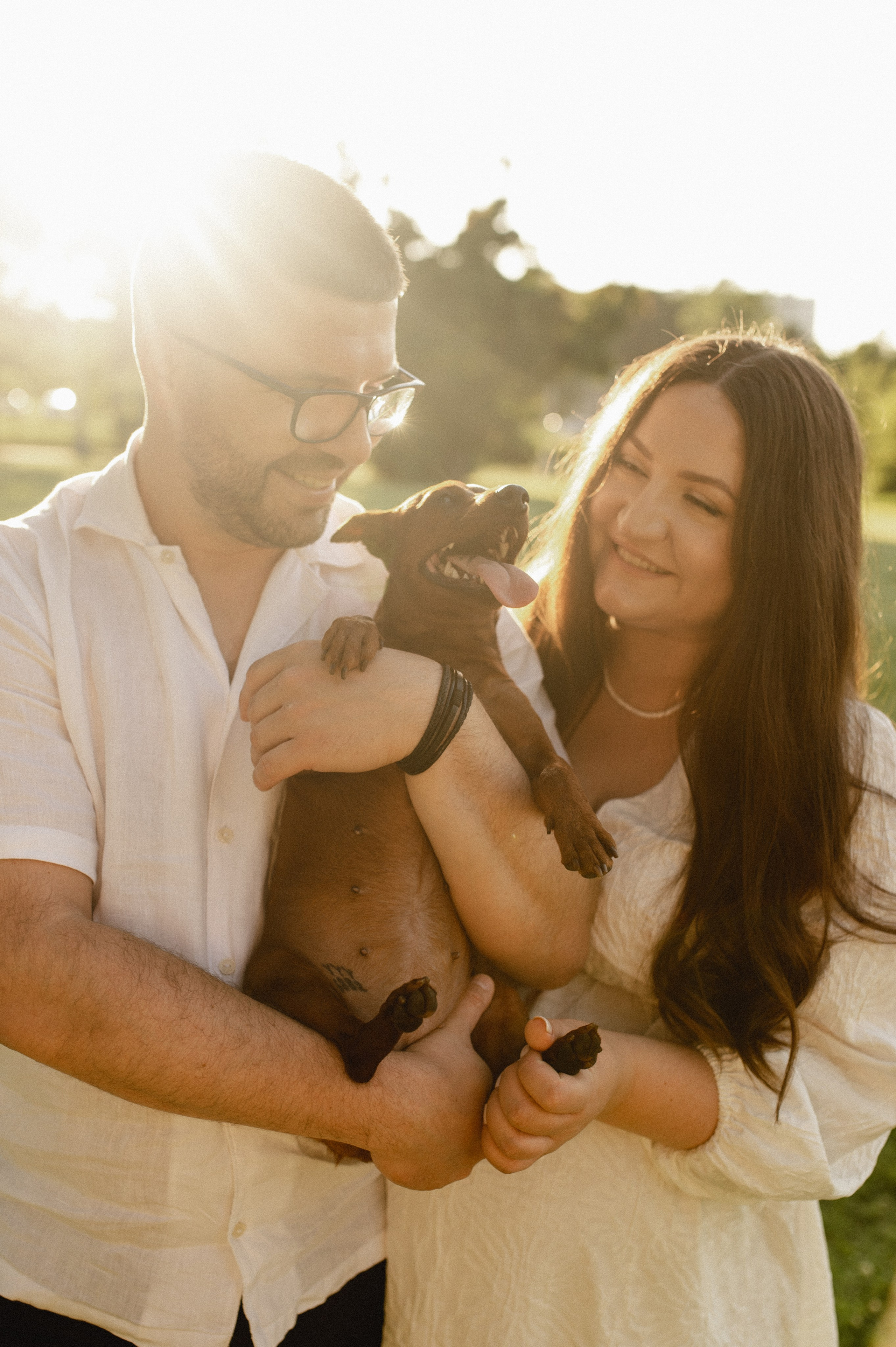 Фотосессия беременности на природе в парке Москвы. Семейная фотосессия Бутово Москва фотограф Алина Морщагина