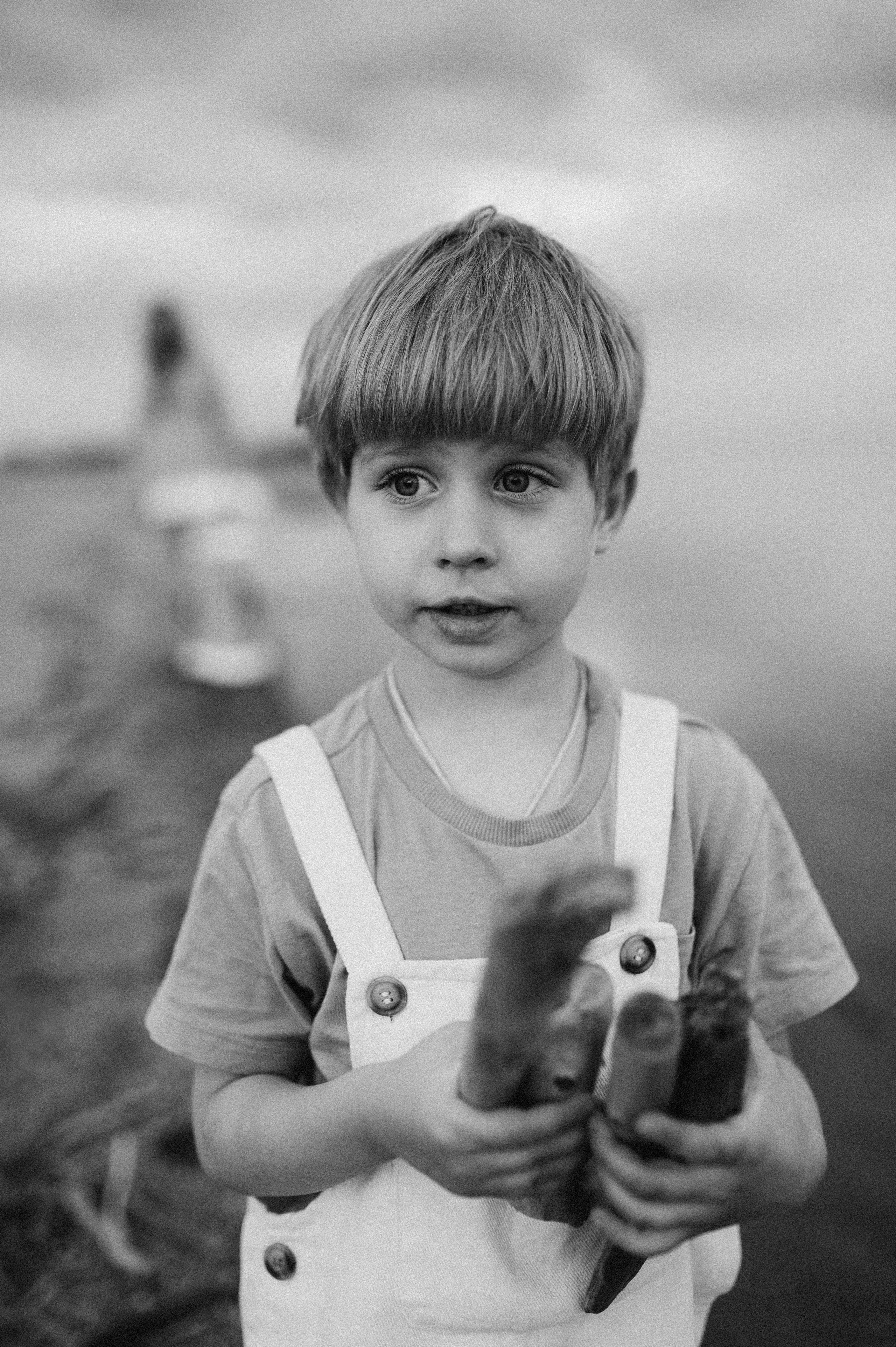 ЗАКАТ, КОМАРЫ И НЕПРОМОКАЕМЫЕ САПОГИ. Семейный фотограф в Новосибирске Женя Индрикова