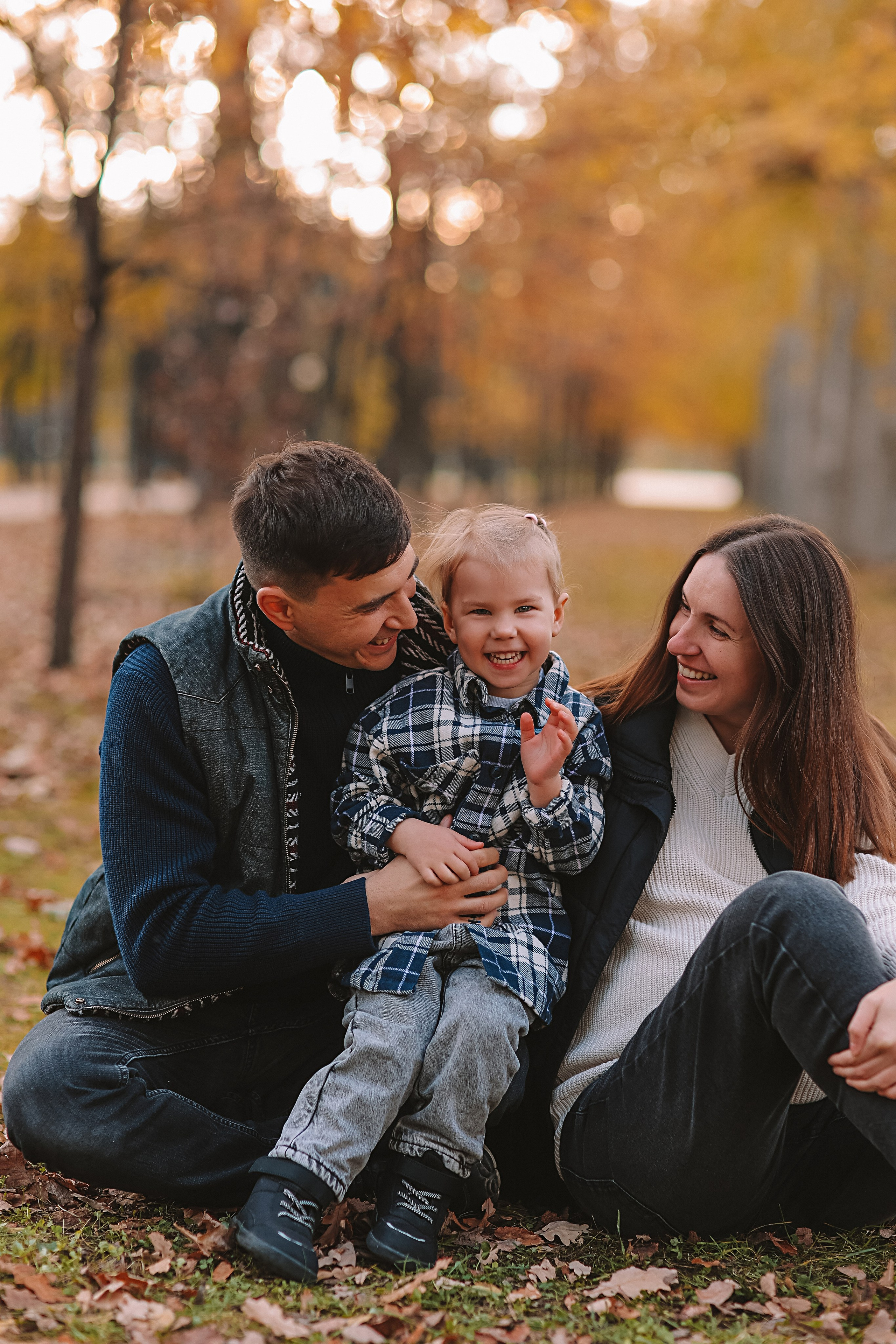 Осень. Семейный фотограф Тюмень, фотограф на роды Салмина Мария