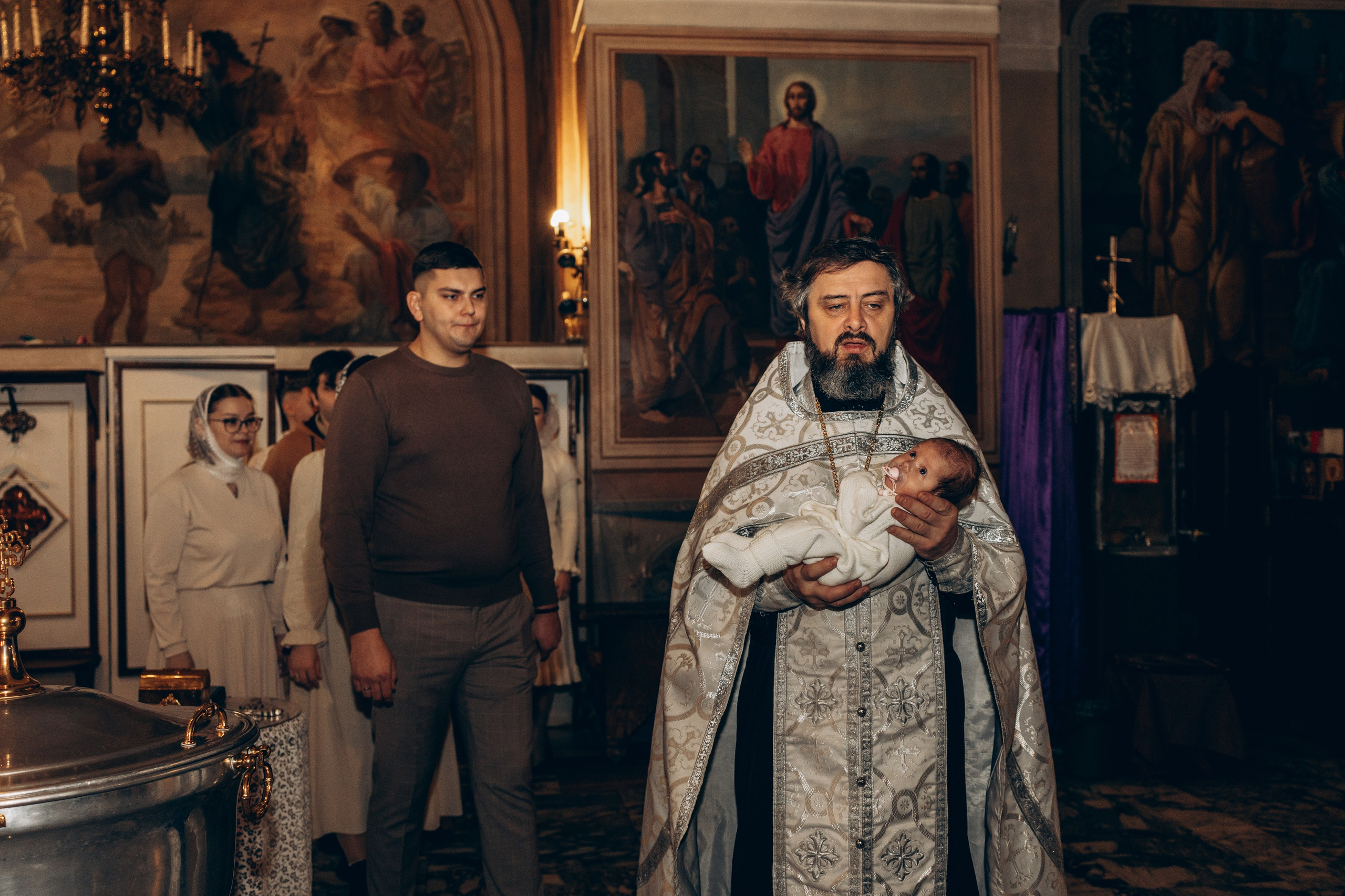 Крещение в Храме Воскресения Словущего в Даниловской Слободе. Главная