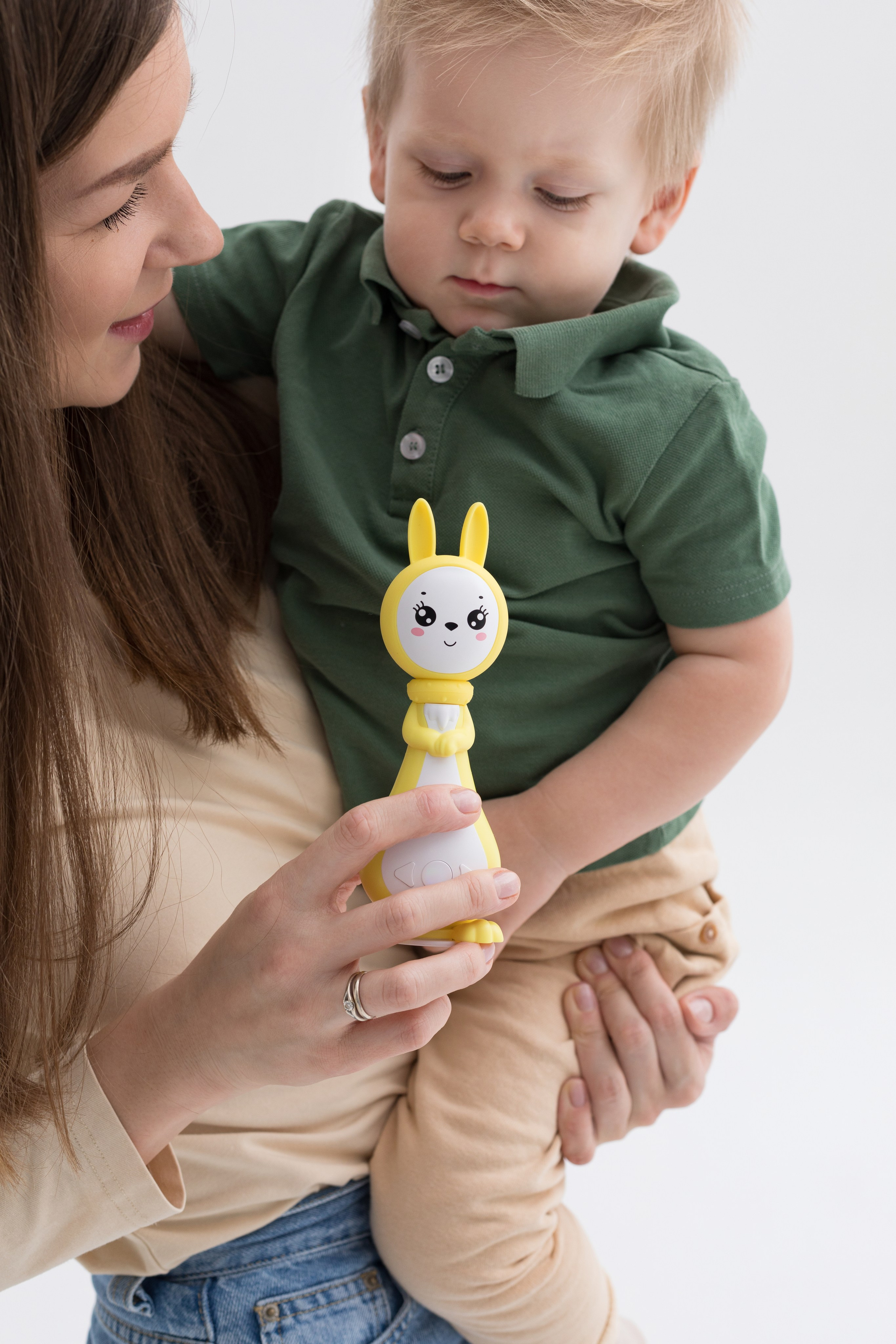 Съемка для детского бренда berttoys. Детский и контент фотограф Надя Волкова Санкт-Петербург