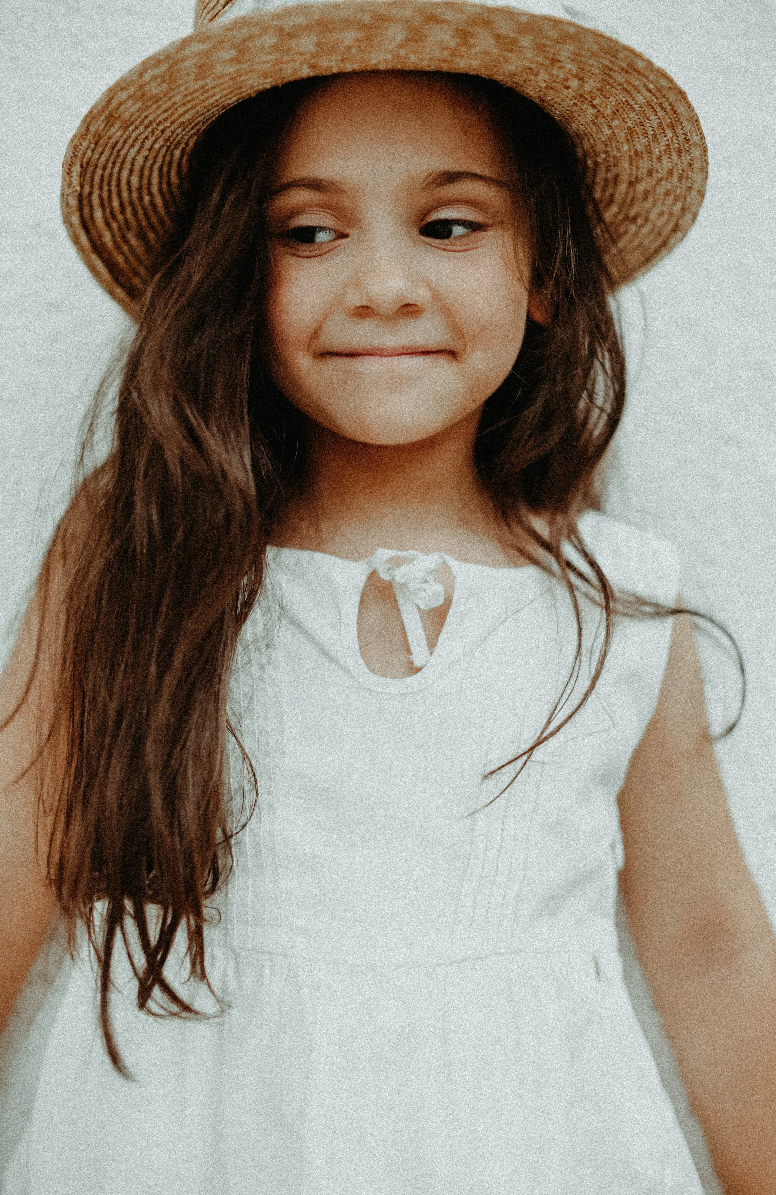 Летняя фотосессия в Ростовском парке. Аделина и Дарина. Omar Shapiev