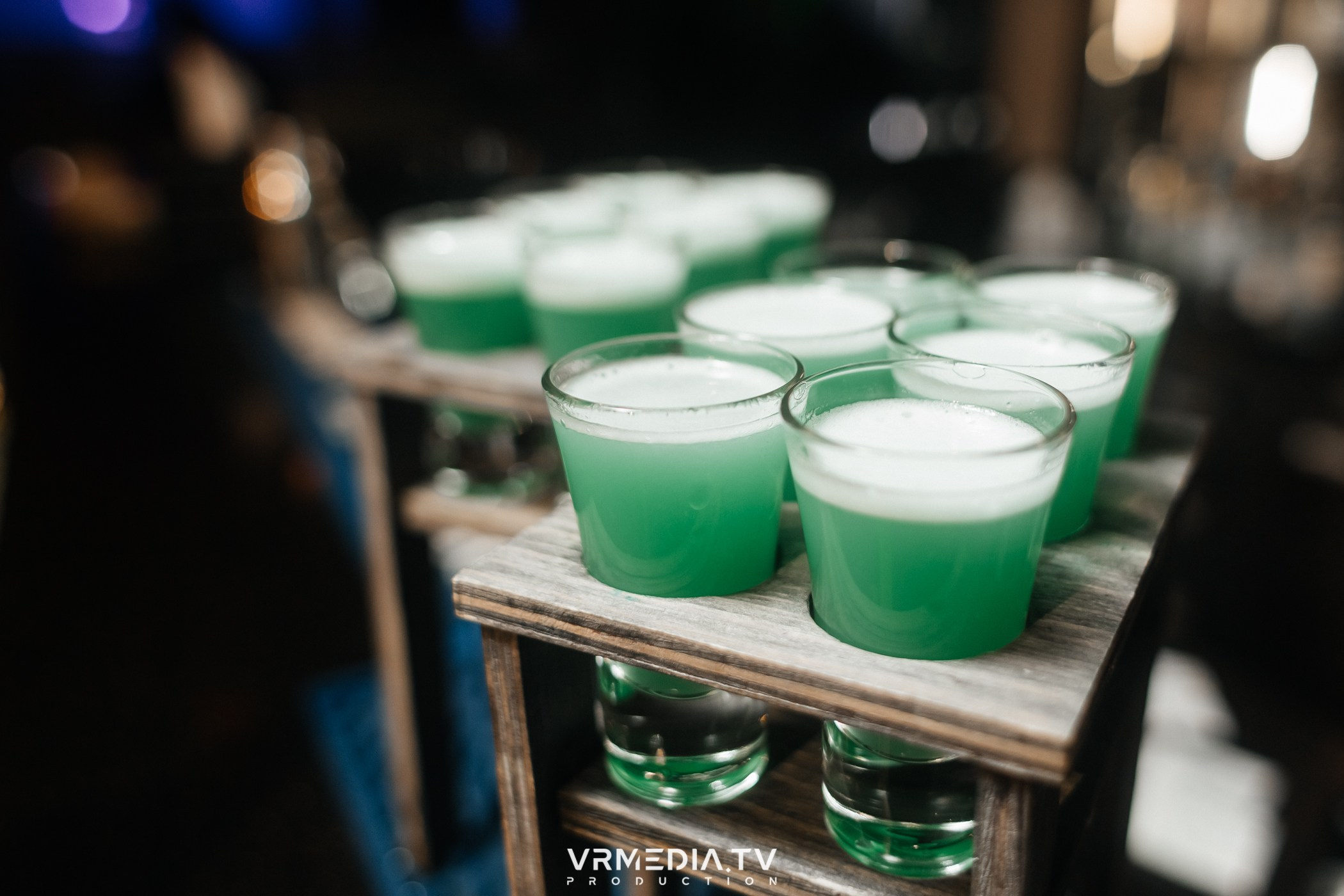 Выходные в караоке-баре «Volna»