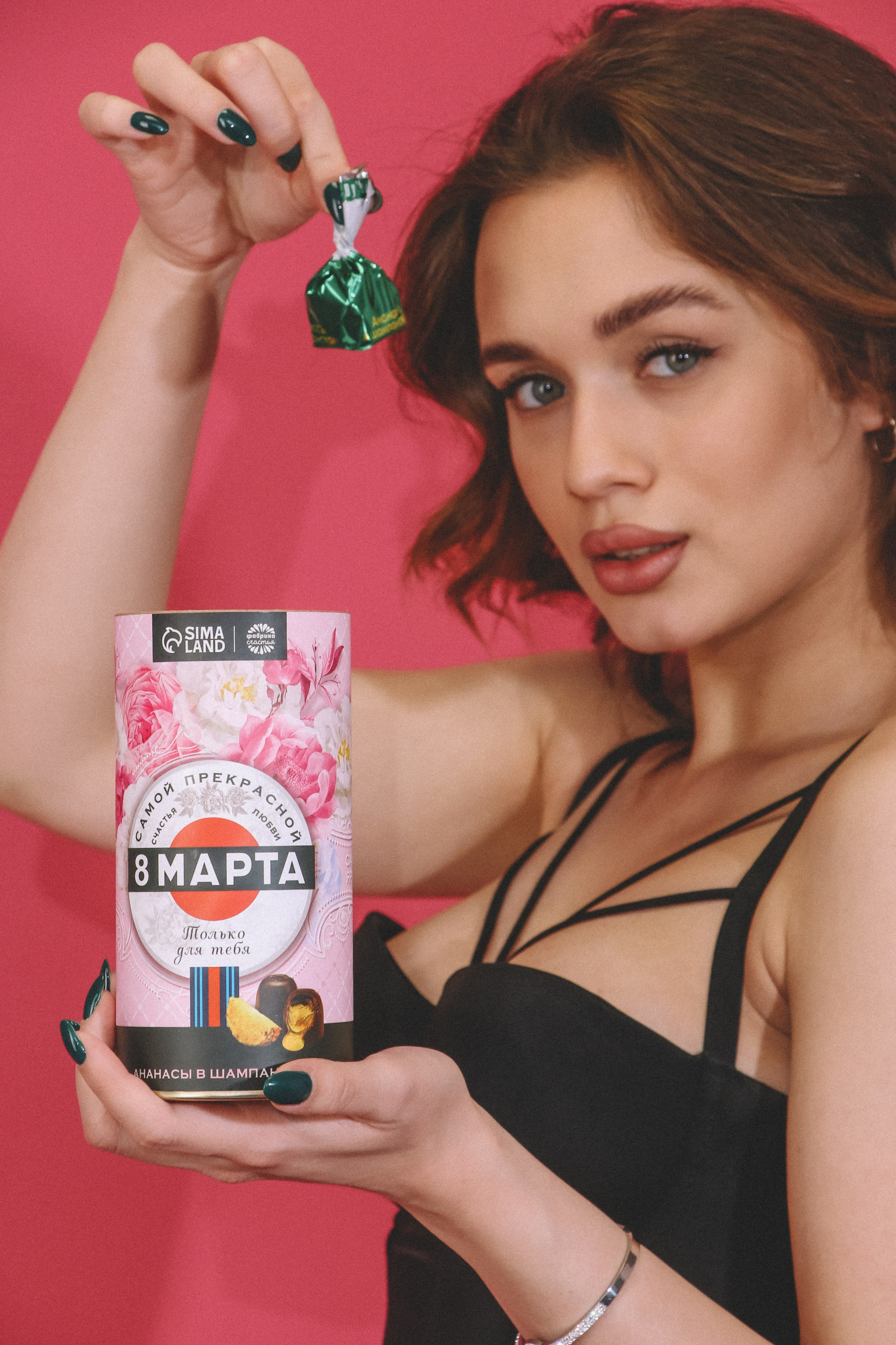 Разработки 8 марта. Фотограф для различных событий, проектов, маркетплейсов, сайтов и мероприятий в Екатеринбурге