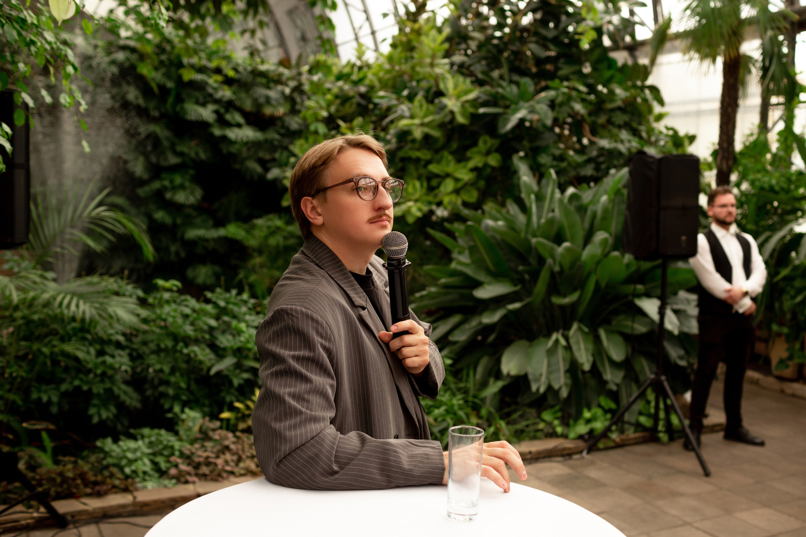 Выездная регистрация в Оранжерее Таврического сада. Свадебный фотограф Кирилл Белый