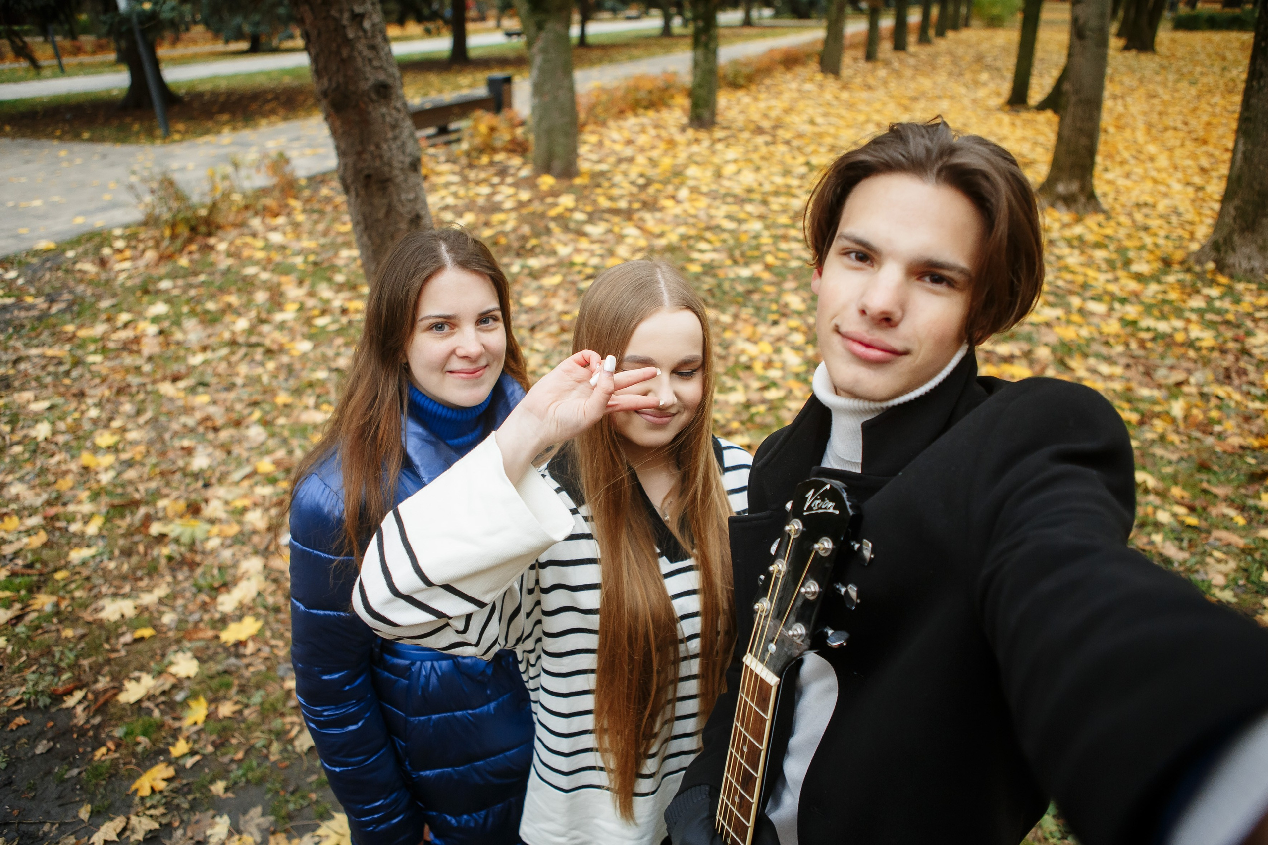 Осень Гимназия 12 11 В 2023 г. Свадебный и портретный Фотограф в Липецке Дмитрий Котюков
