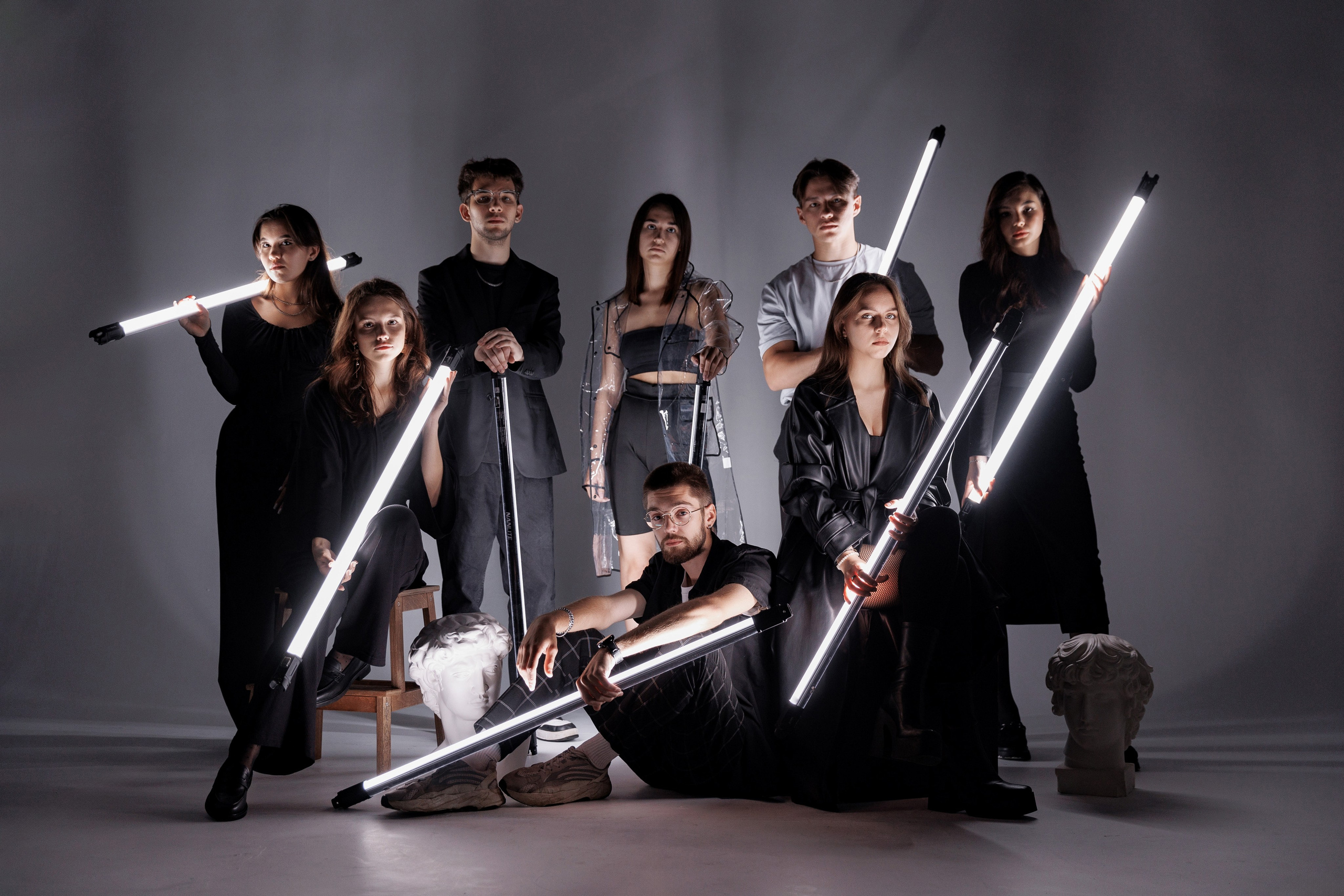 Неоновая съемка в студии Окла. Выпускные альбомы и фотокниги в Уфе и РБ