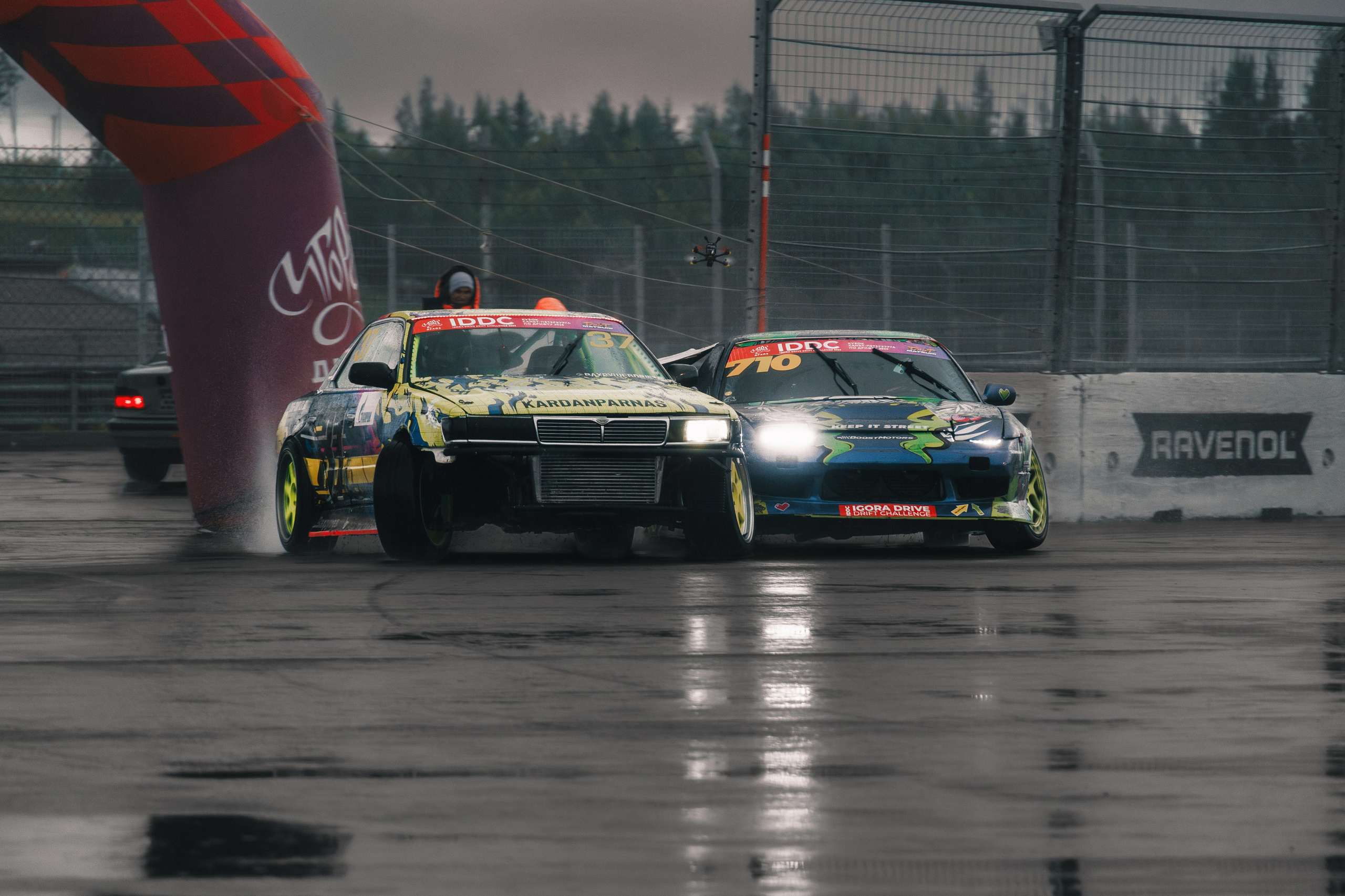 IDDC Этап 2: Бетонный Колизей и блогеры в деле