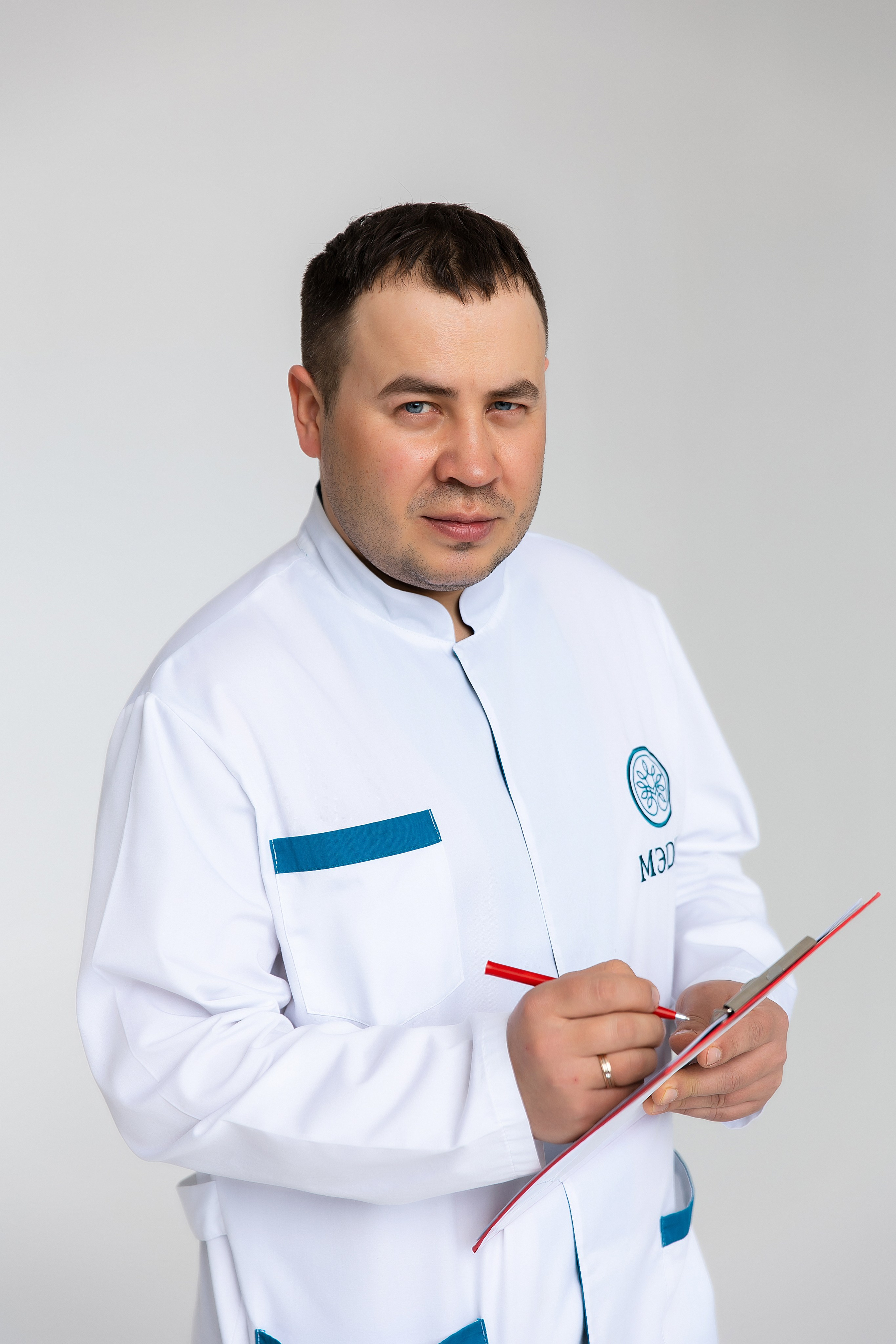 Клиника. Свадебный и семейный фотограф у Уфе Евгения Сазонова