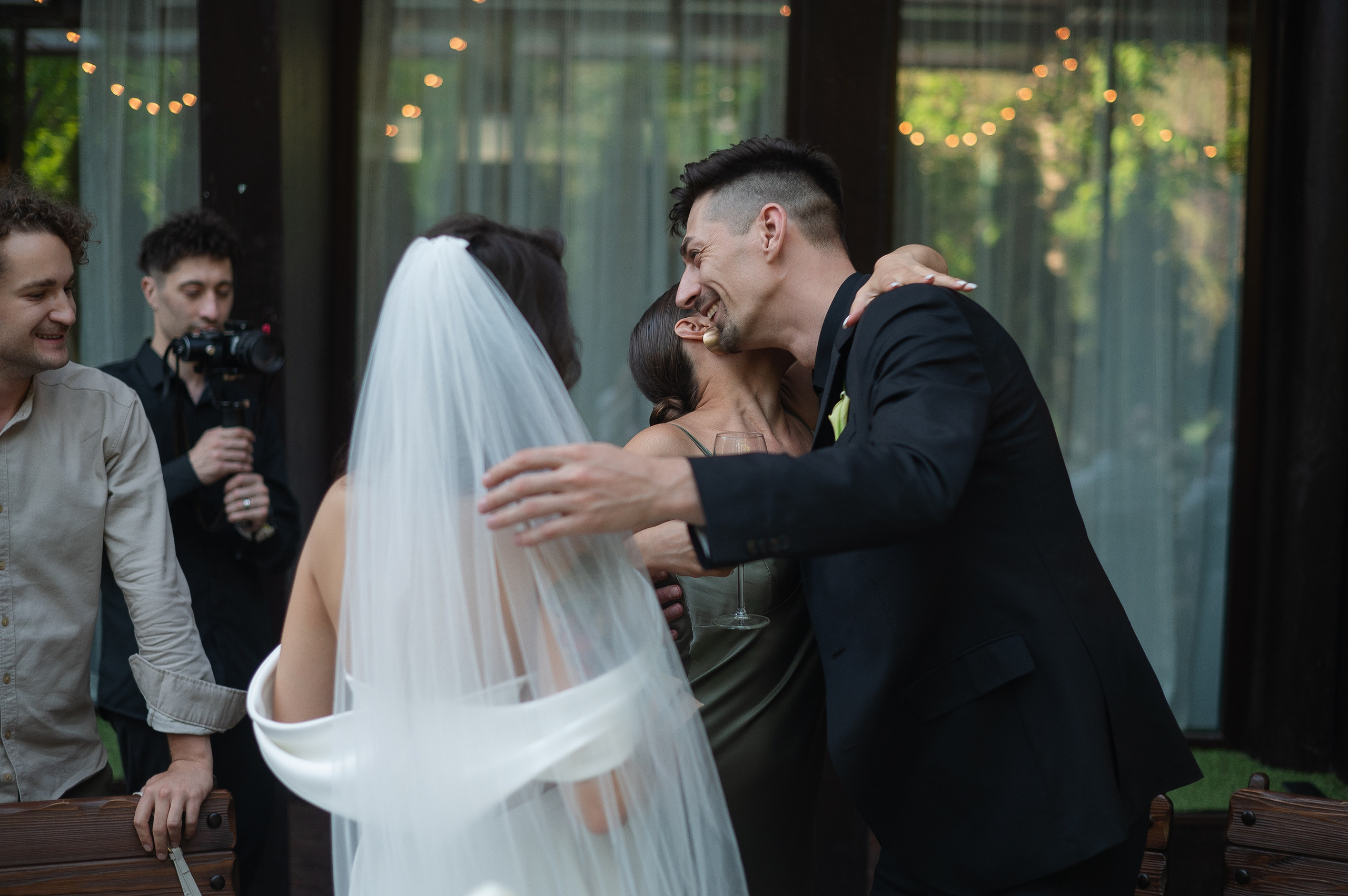 Динамичная свадьба где гости были активными участниками праздника. Свадебный фотограф в Ярославле Денис Медоваров