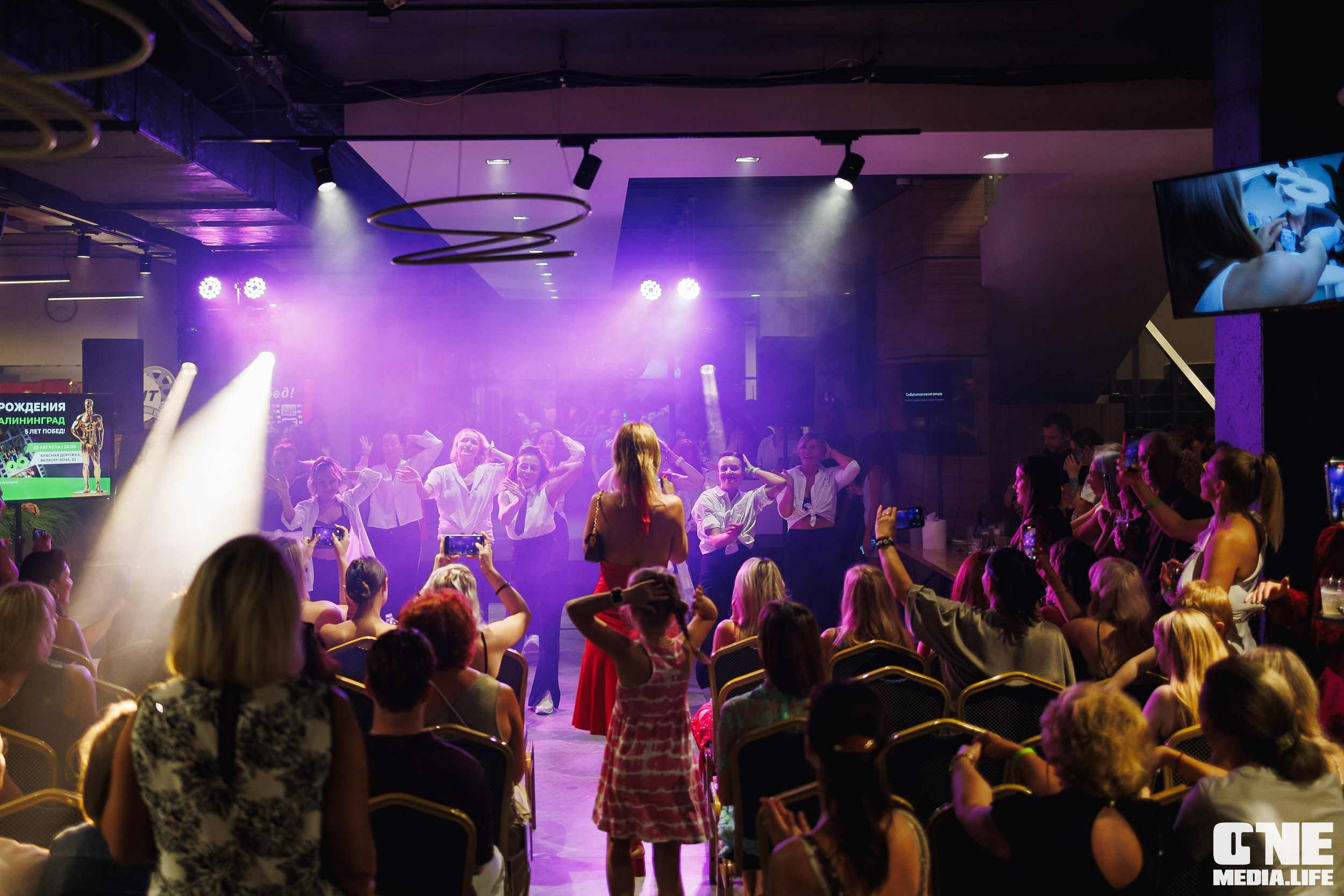 Фоторепортаж с 5-летия фитнес-клуба X-Fit. One Media Life: фоторепортажи, фотоотчеты с мероприятий и заведений