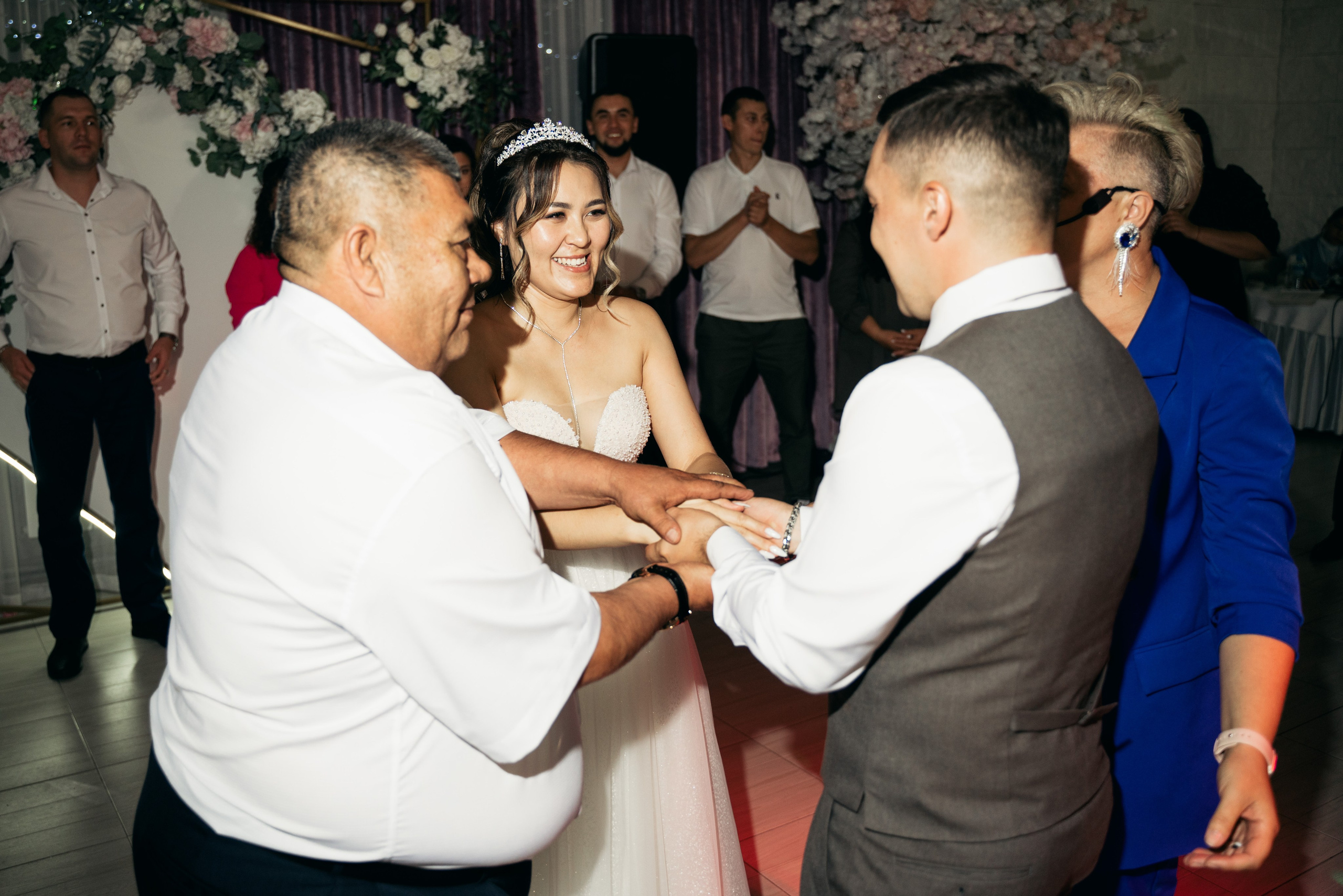 Ильнур и Динара. Свадебный день. Отбор. Кафе Ля делис. Семейный и свадебный фотограф Молодзяновская Елена