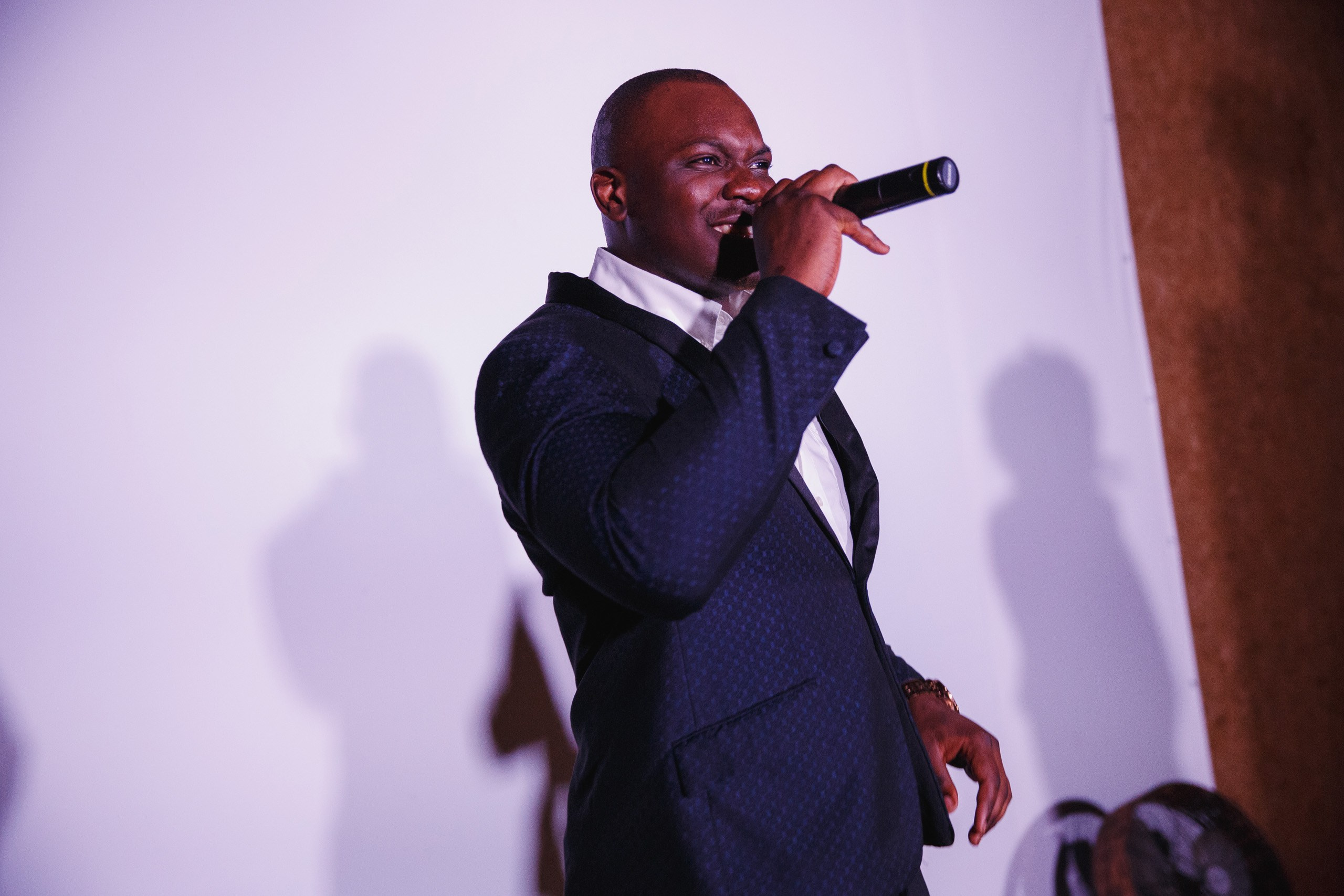 А+В. СВАДЕБНЫЙ И РЕПОРТАЖНЫЙ ФОТОГРАФ В НИЖНЕМ НОВГОРОДЕ АРТЕМ КУЗЬМИЧЕВ