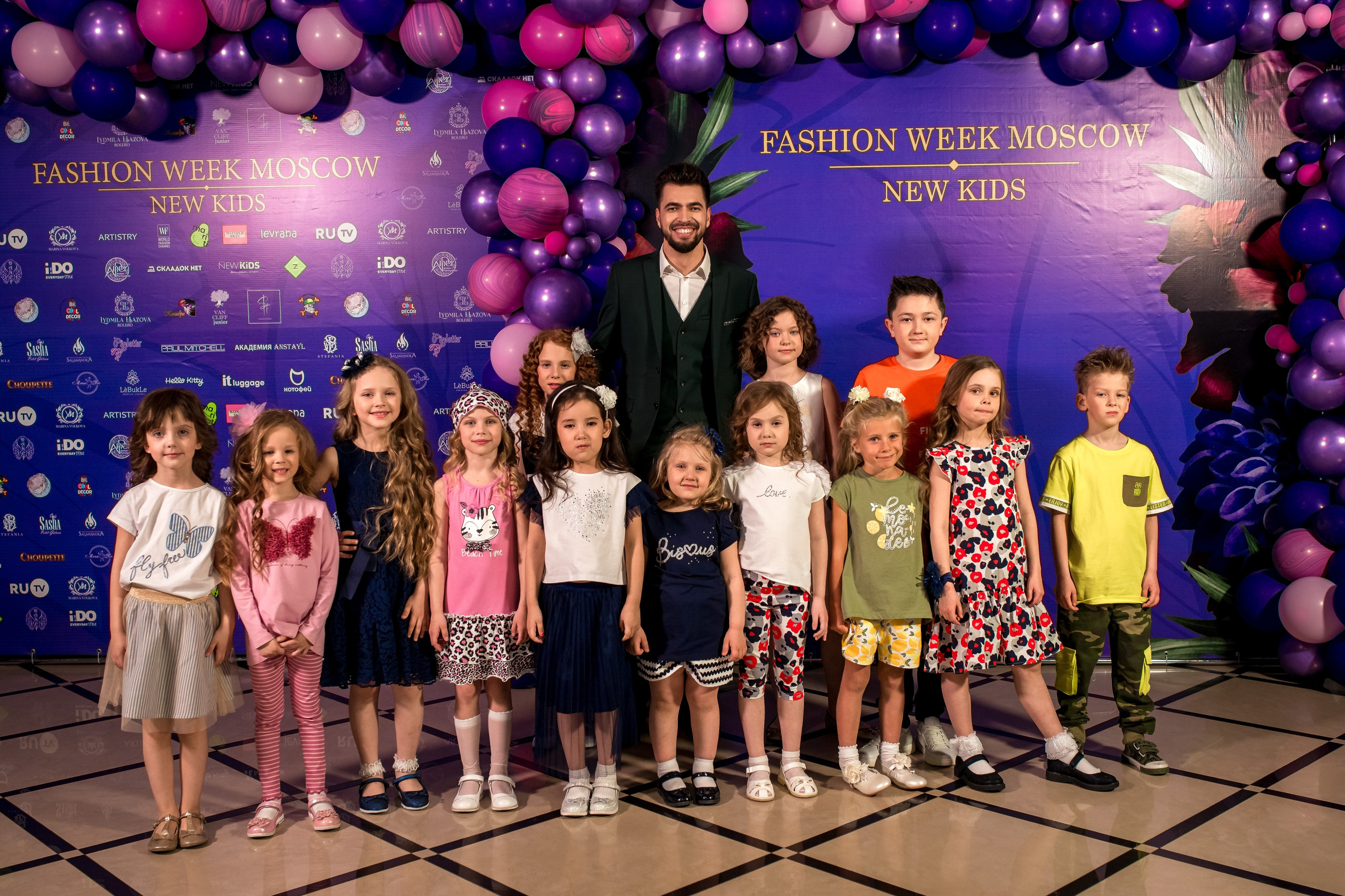 Показ Итальянской моды в России весна 2022. Женский фотограф Крещение Венчание Москва Брянск