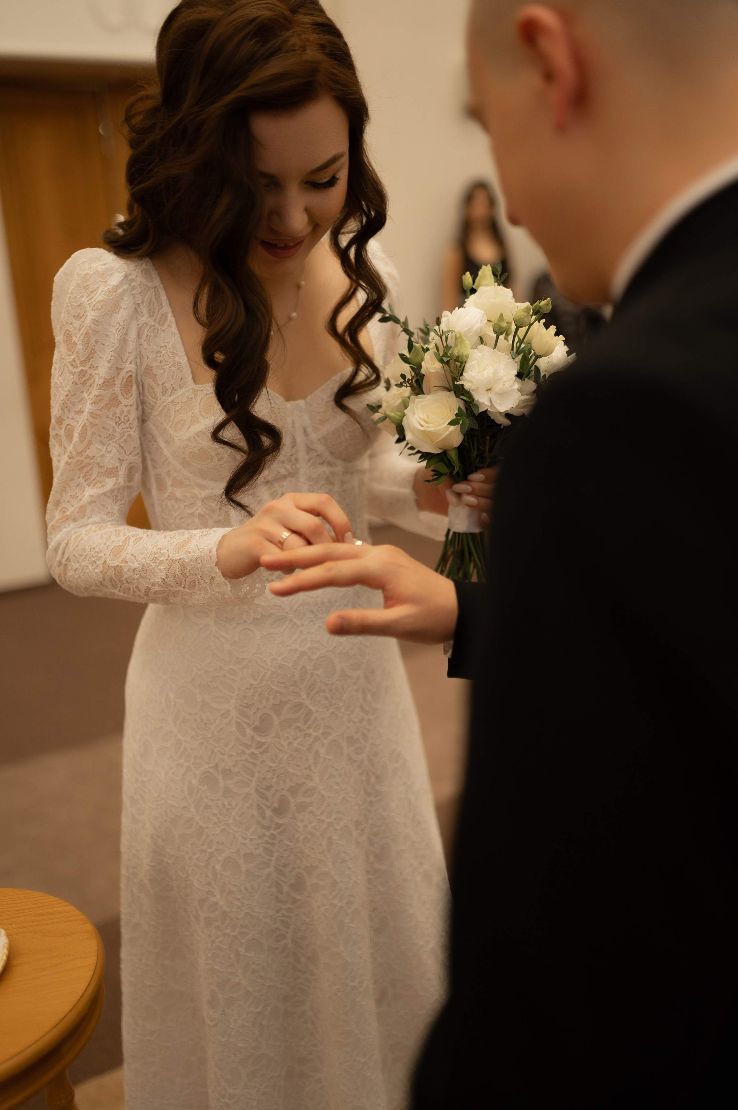 «И вот теперь остаются эти три: вера, надежда, любовь. Но величайшая из них — любовь». Твой личный проводник к красивым фотографиям в Старом Осколе