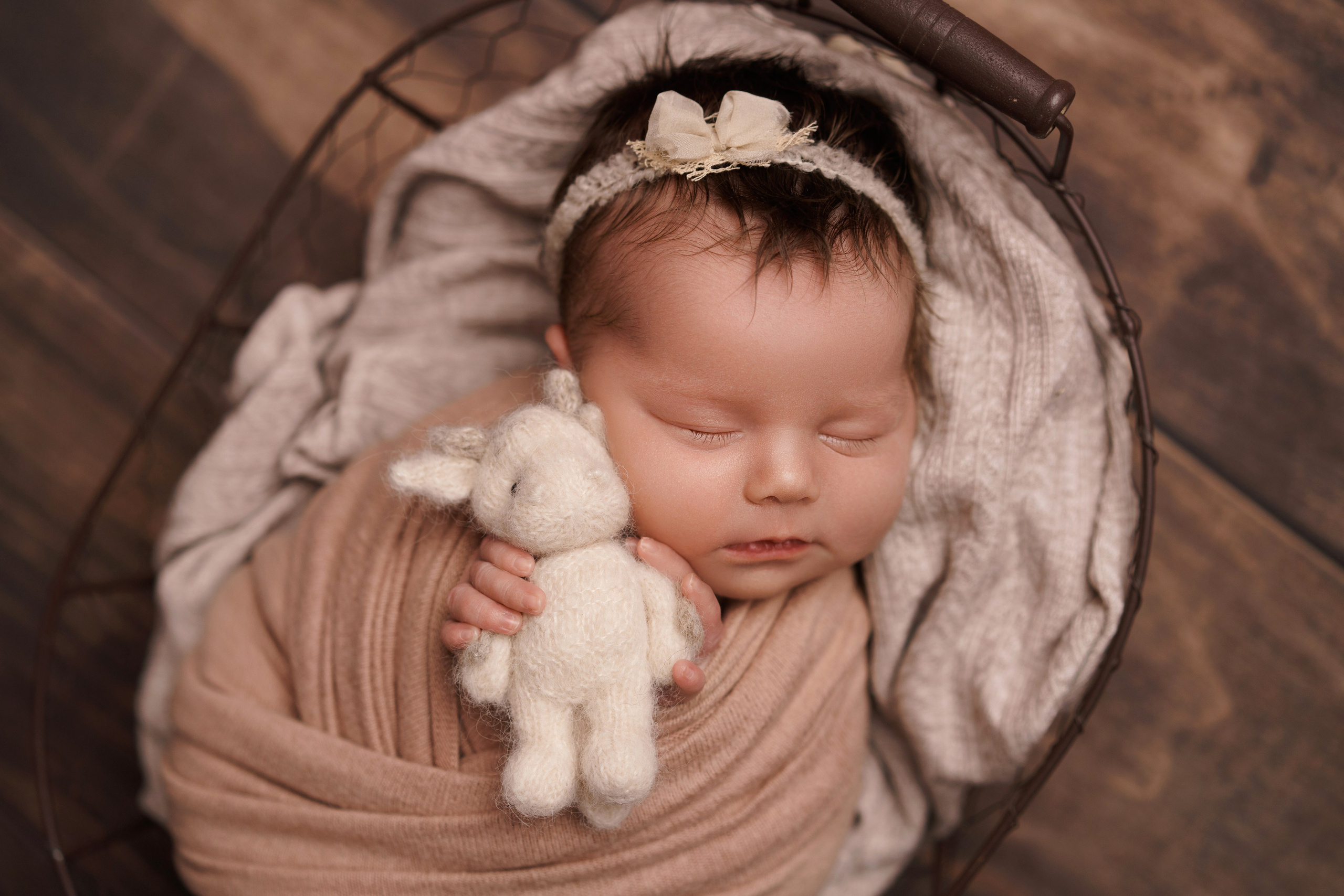 Фотосессия новорожденных | Галерея трогательных кадров малышей в стиле newborn. Фотосессия новорожденных в Москве и Московской области | Профессиональный фотограф newborn — Татьяна Иванова