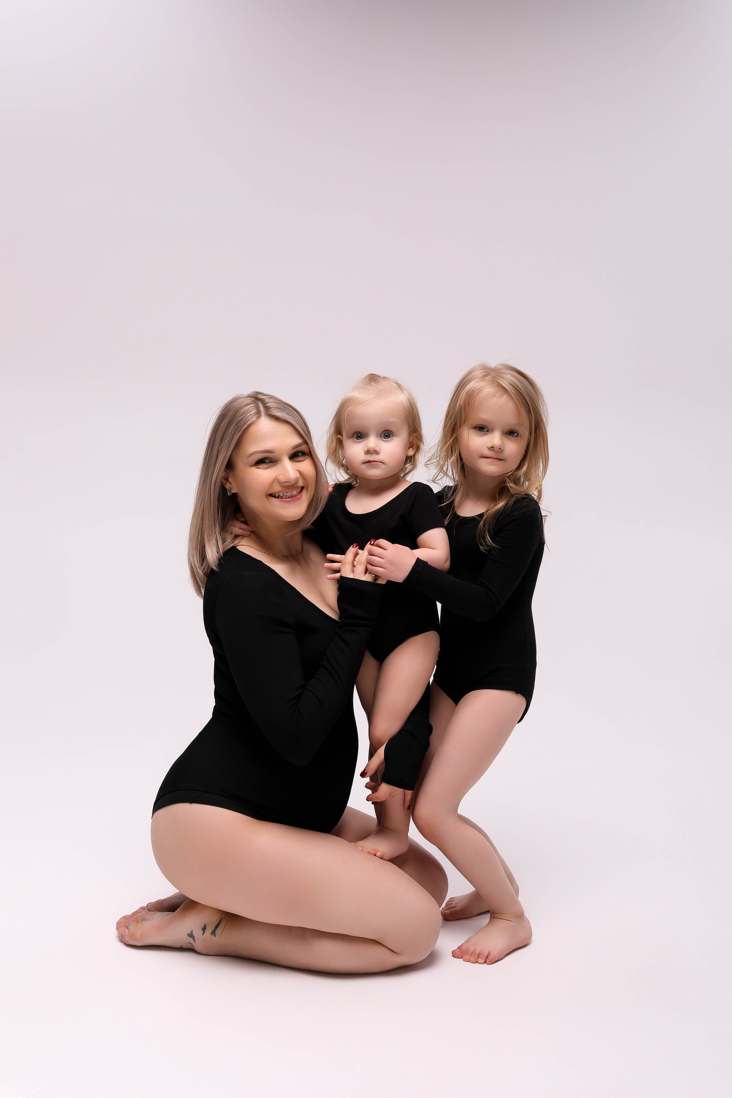 Полина в ожидании. ФОТОГРАФ ХАБАРОВСК АНАСТАСИЯ РАЧЕНКОВА