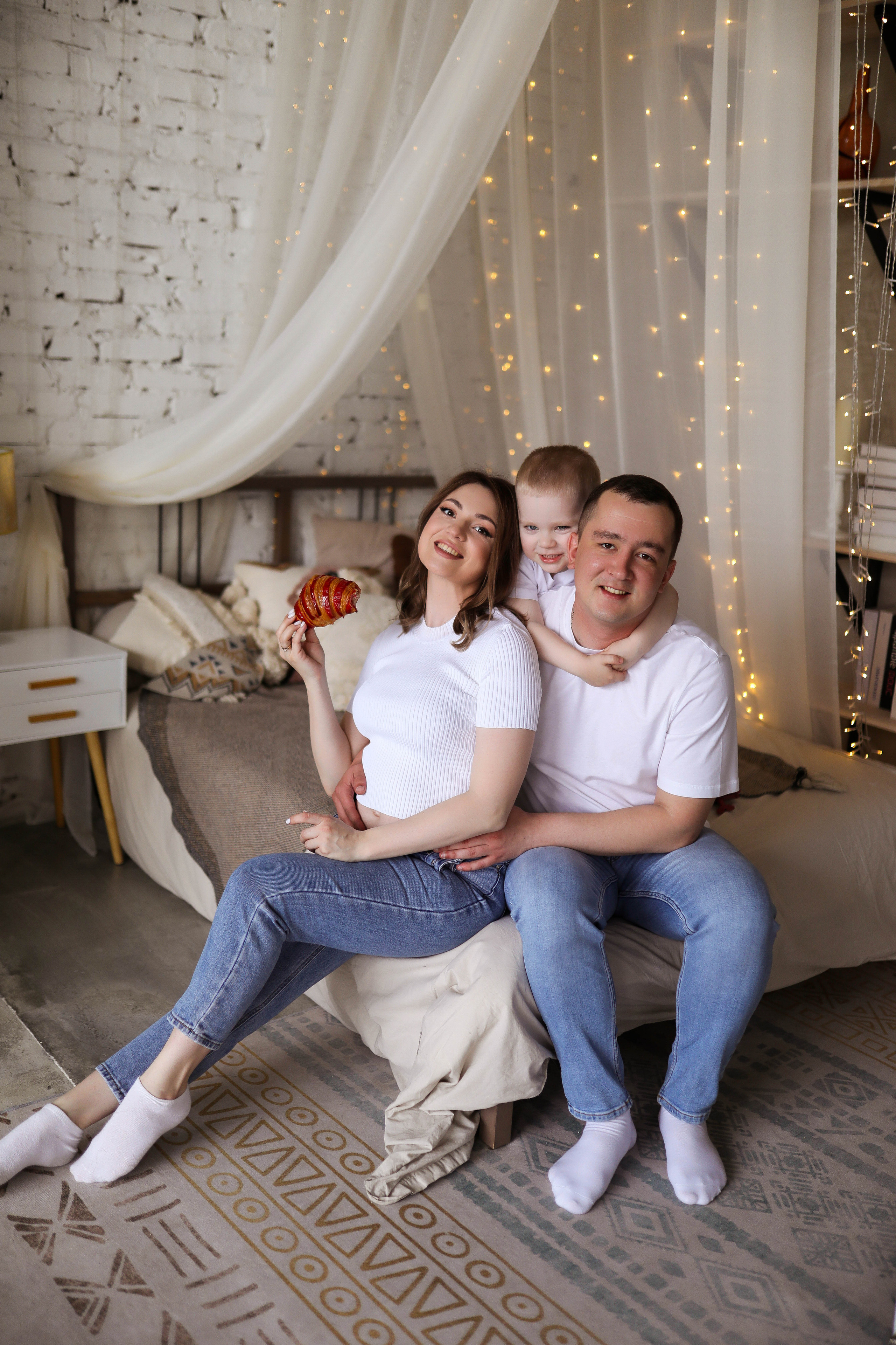 Яна, Егор и малыш Артур. ФОТОГРАФ ХАБАРОВСК АНАСТАСИЯ РАЧЕНКОВА