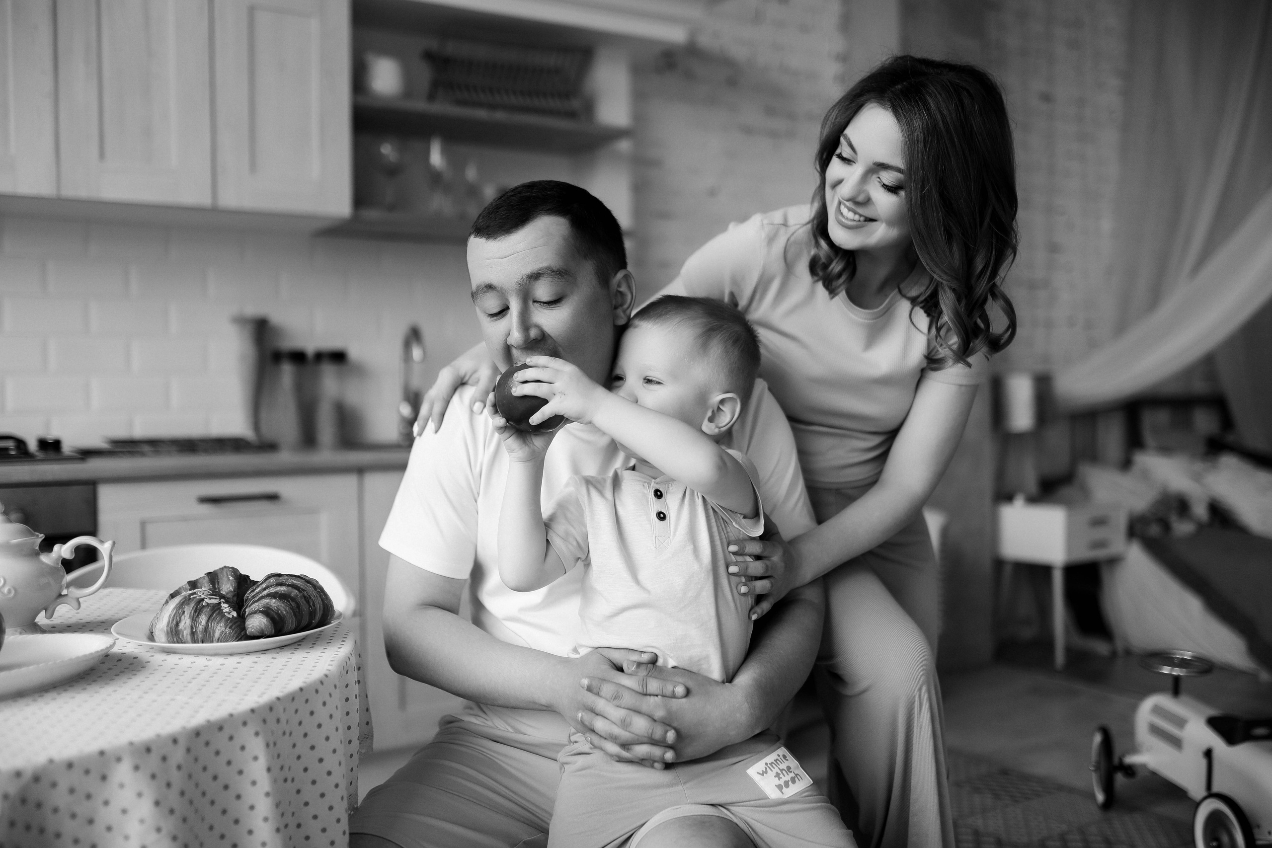 Яна, Егор и малыш Артур. ФОТОГРАФ ХАБАРОВСК АНАСТАСИЯ РАЧЕНКОВА