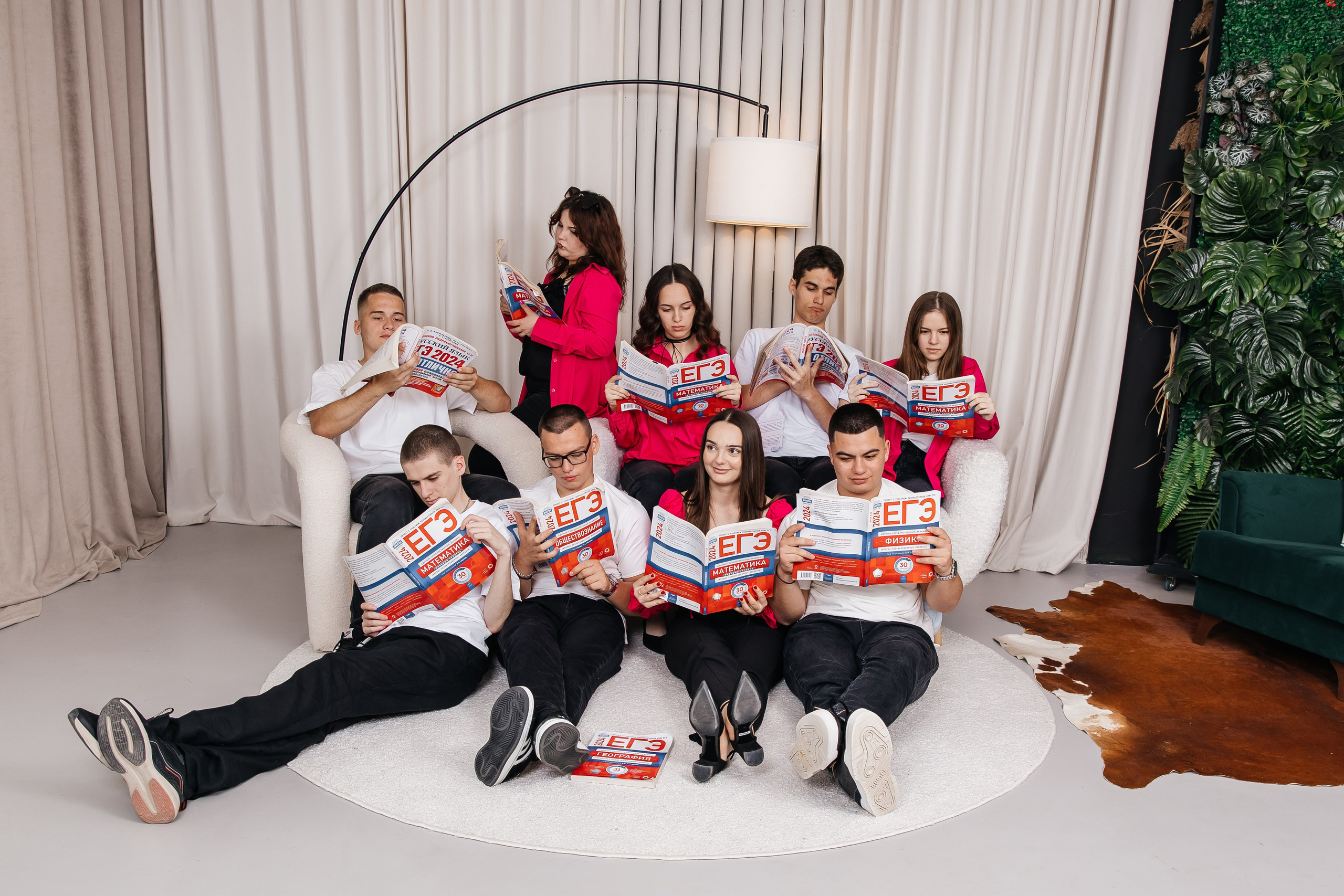 Фотосессия в старших классах Крымск. Фотограф Любава Колесник. Выпускные альбомы в Крымском районе