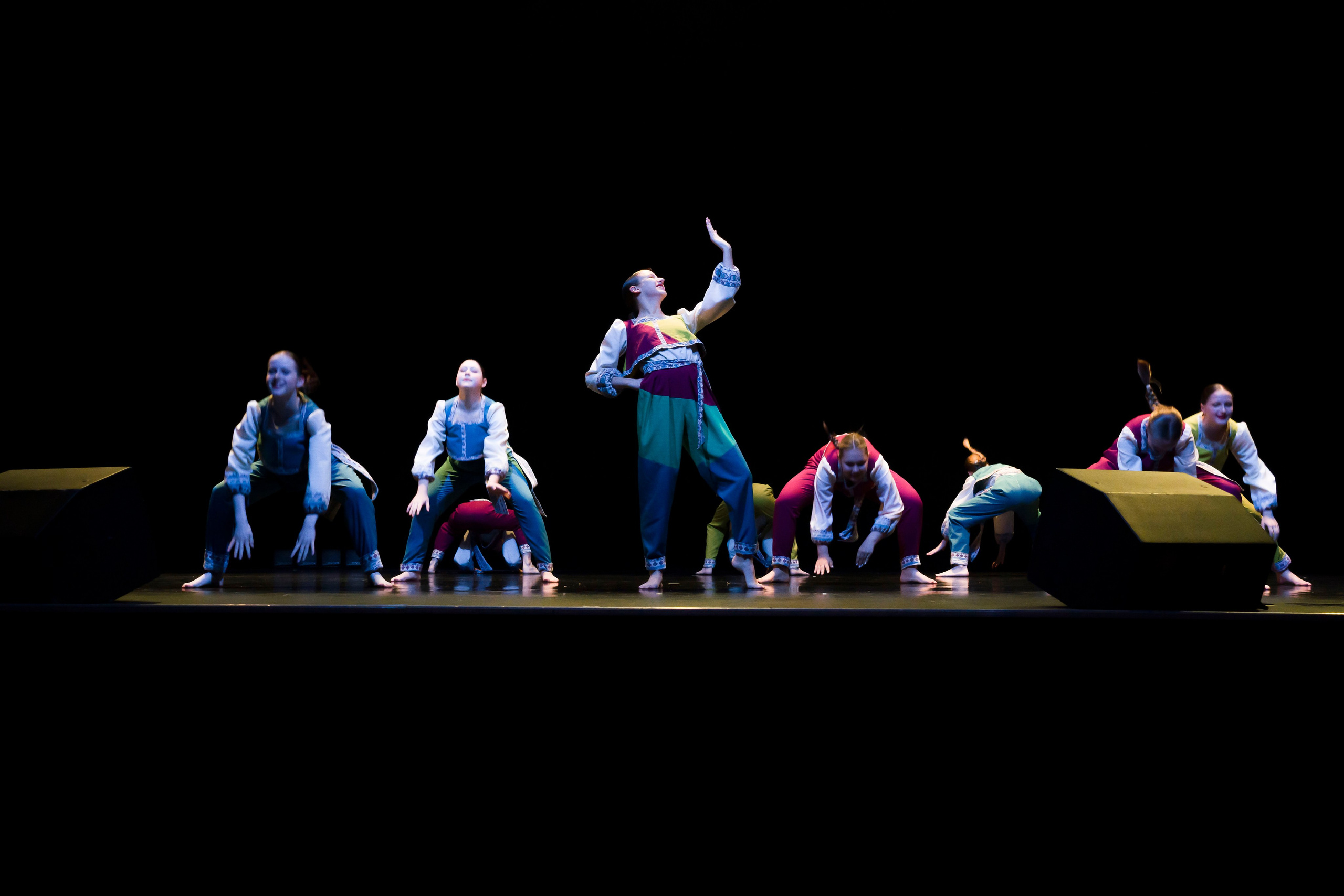 Танцевальное шоу. Фотограф в Санкт-Петербурге. Репортажная и все съёмки для бизнеса