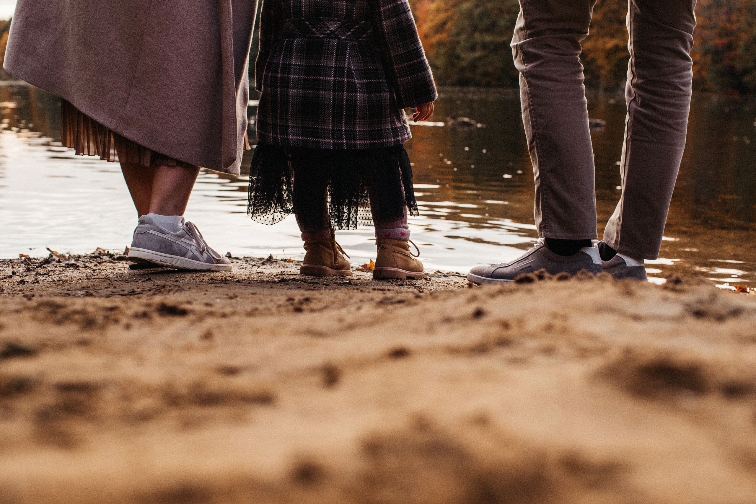 Маленькая Варечка с мамой Олесей, папой Артёмом и бабушкой Олей. Свадебный и семейный фотограф в Нижнем Новгороде Коданева Ольга