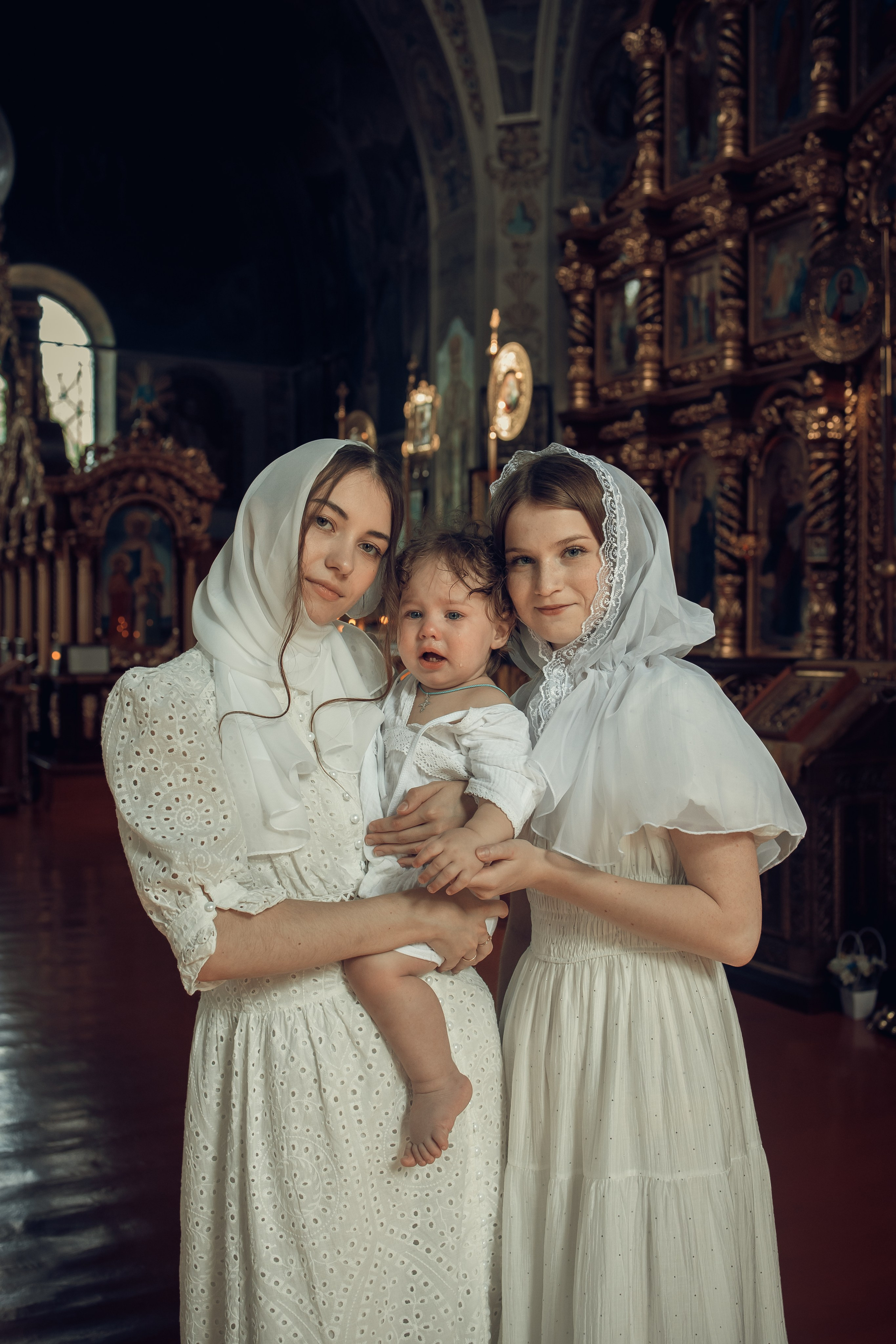 Таинство Крещения Мирона. Свято-Успенский храм. Свадебный фотограф Краснодар Инна Кириенко