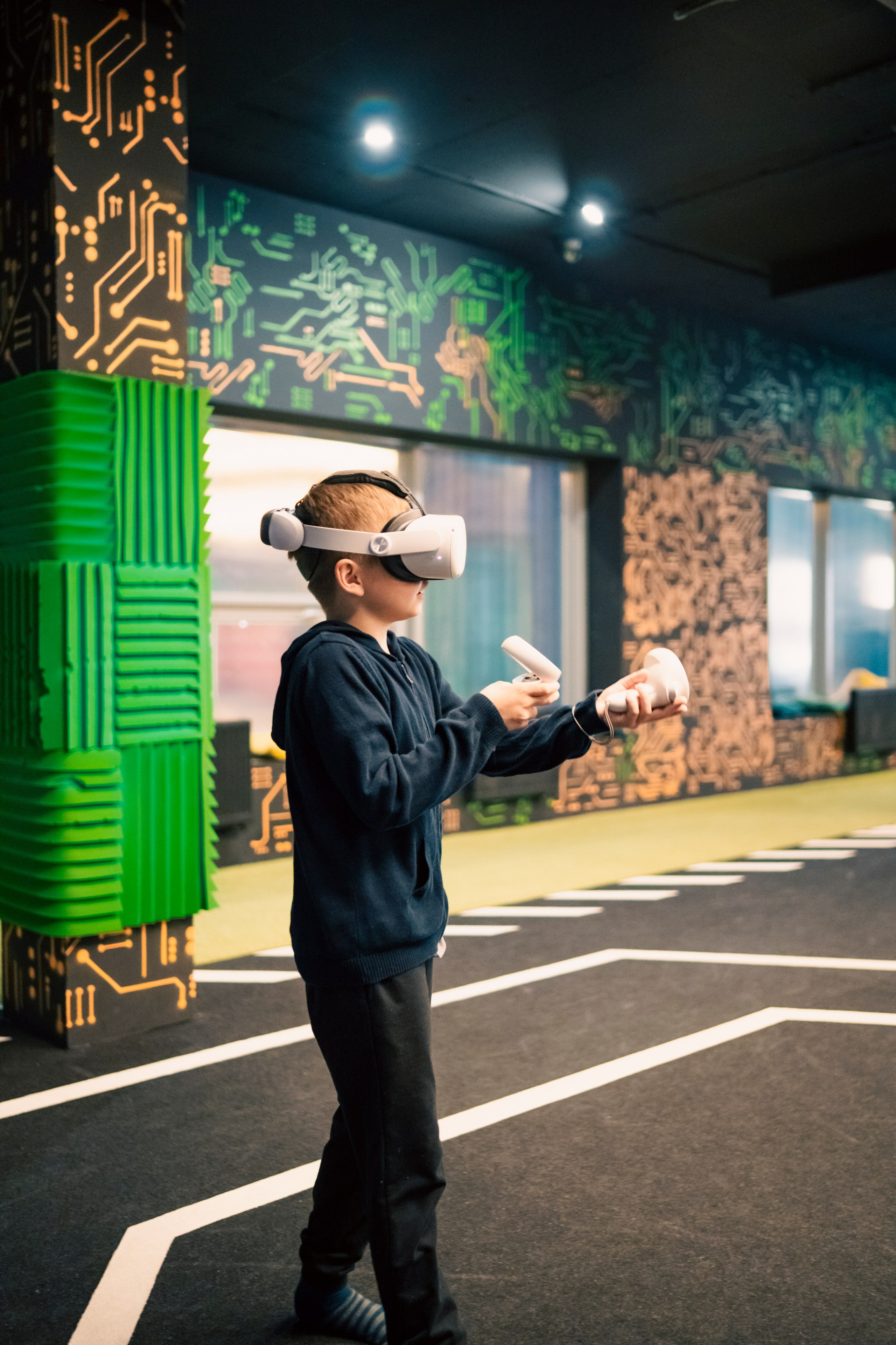 VR April-May. Felixtones