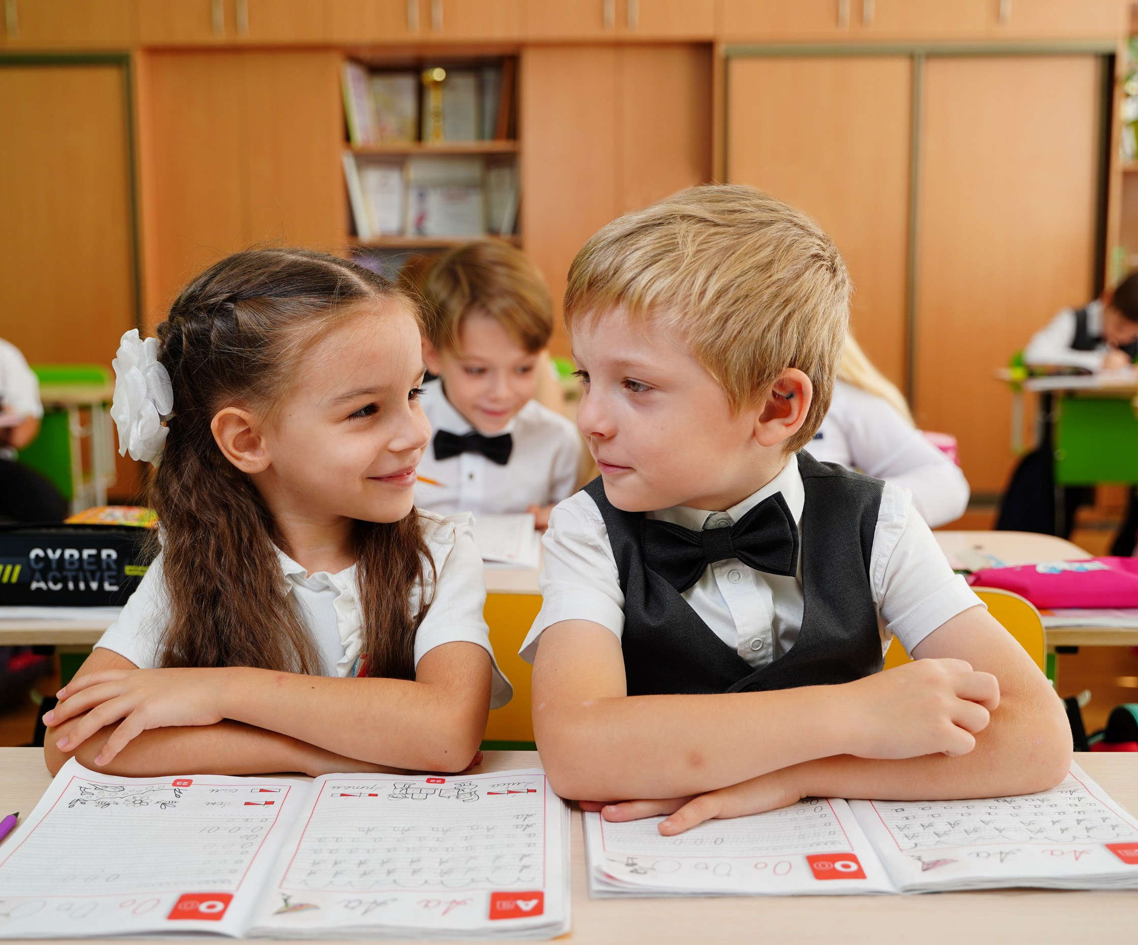 1 кл / мелкие группы //. MEMENTO.Выпускные альбомы, школьные, юбилейные и другие книги. Ростов-на-Дону