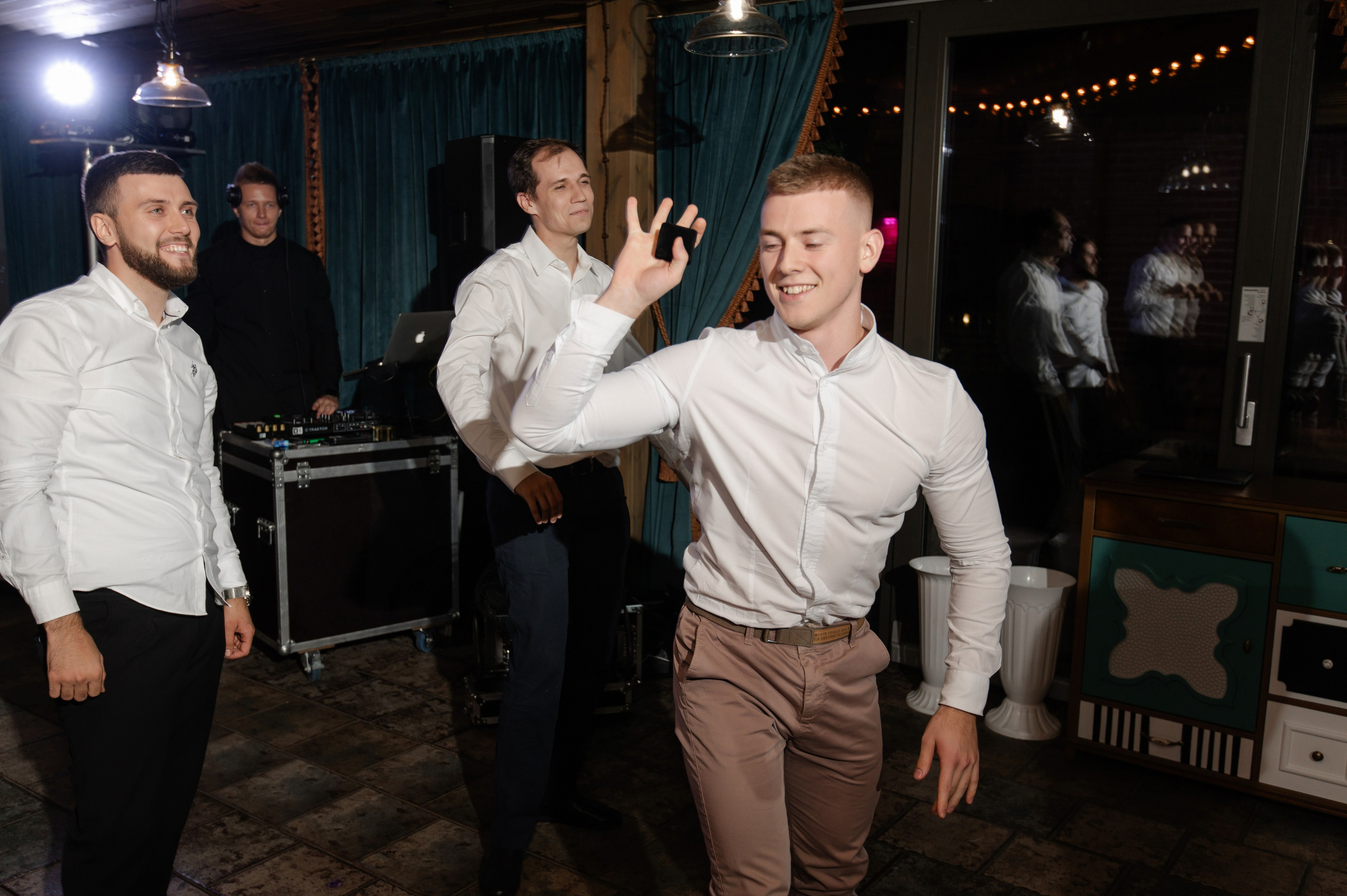 Свадебный фотограф в Ростове отель Хаят. Свадебный фотограф в Ростове Максимов Максим