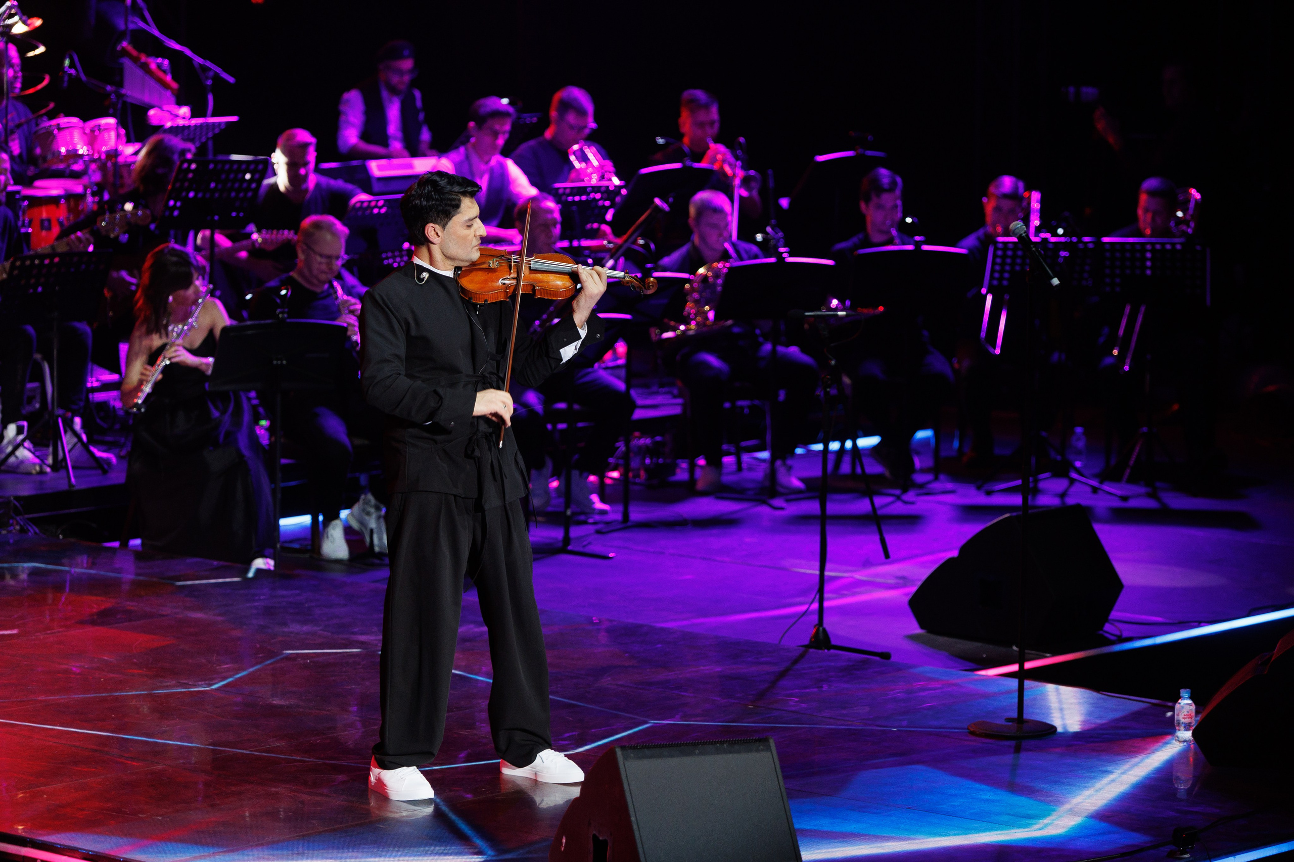 Сольный концерт Эдгара Акобяна. Студийный и свадебный фотограф в Москве Айк Саркисян