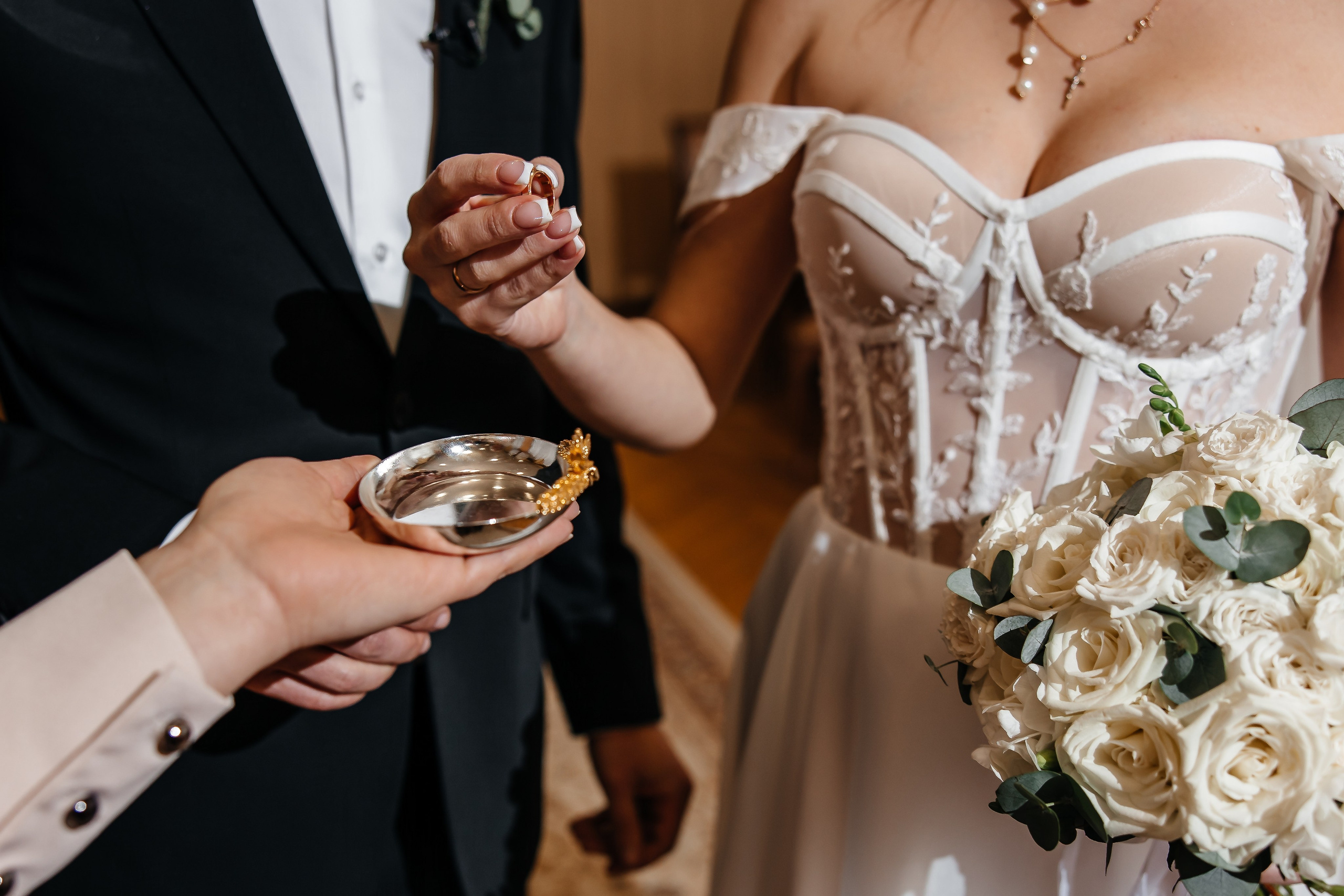 Анонс свадьбы для Ильи и Виктории. Теплый Крымский март. Свадебный фотограф в Крыму и Севастополе Ольга Баскакова