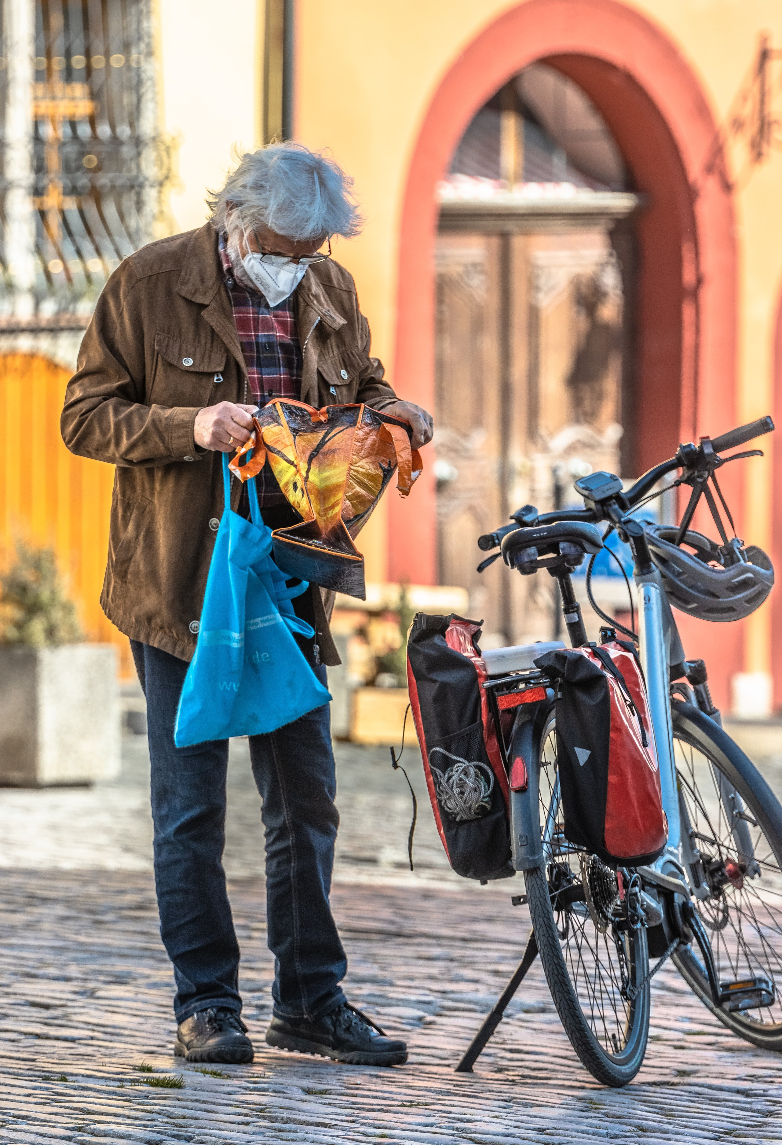 STREET. NE Cinema — backstage and reportage photography in cinema, music, Automotive and sport