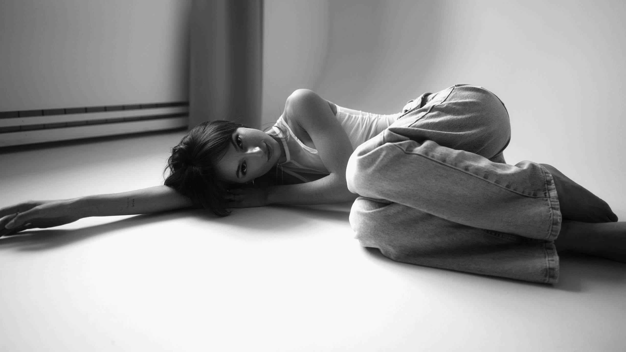 Фотосессия на циклораме с Ириной в студии DeLight