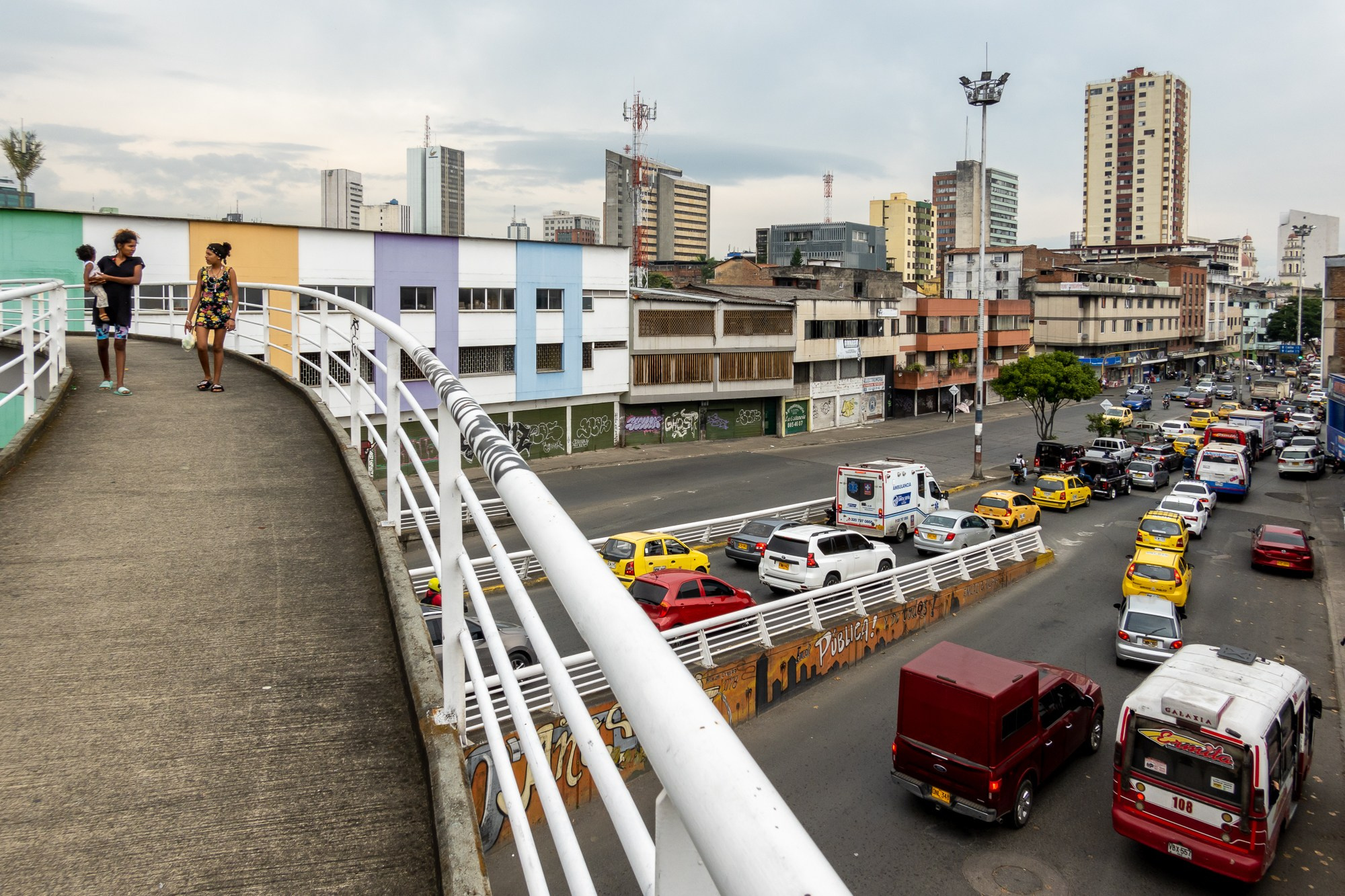 Фотограф Алексей Скоробогатько. Колумбия, г. Кали. Photographer Alexey Skorobogatko. Cali, Colombia. Фотограф Алексей Скоробогатько