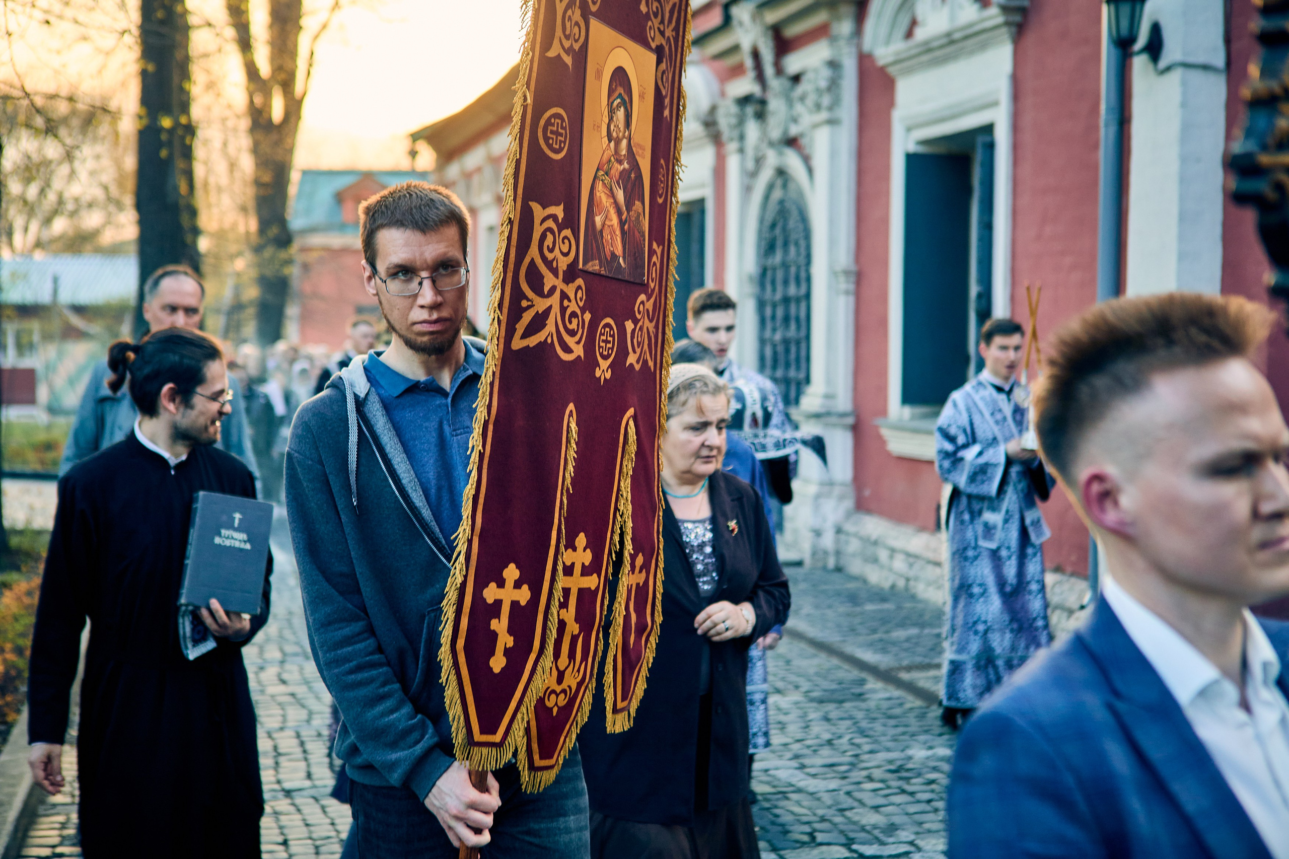 Утреня. Погребение Спасителя. DMITRY MOISEENKO — фотограф, художник, топ-стилист