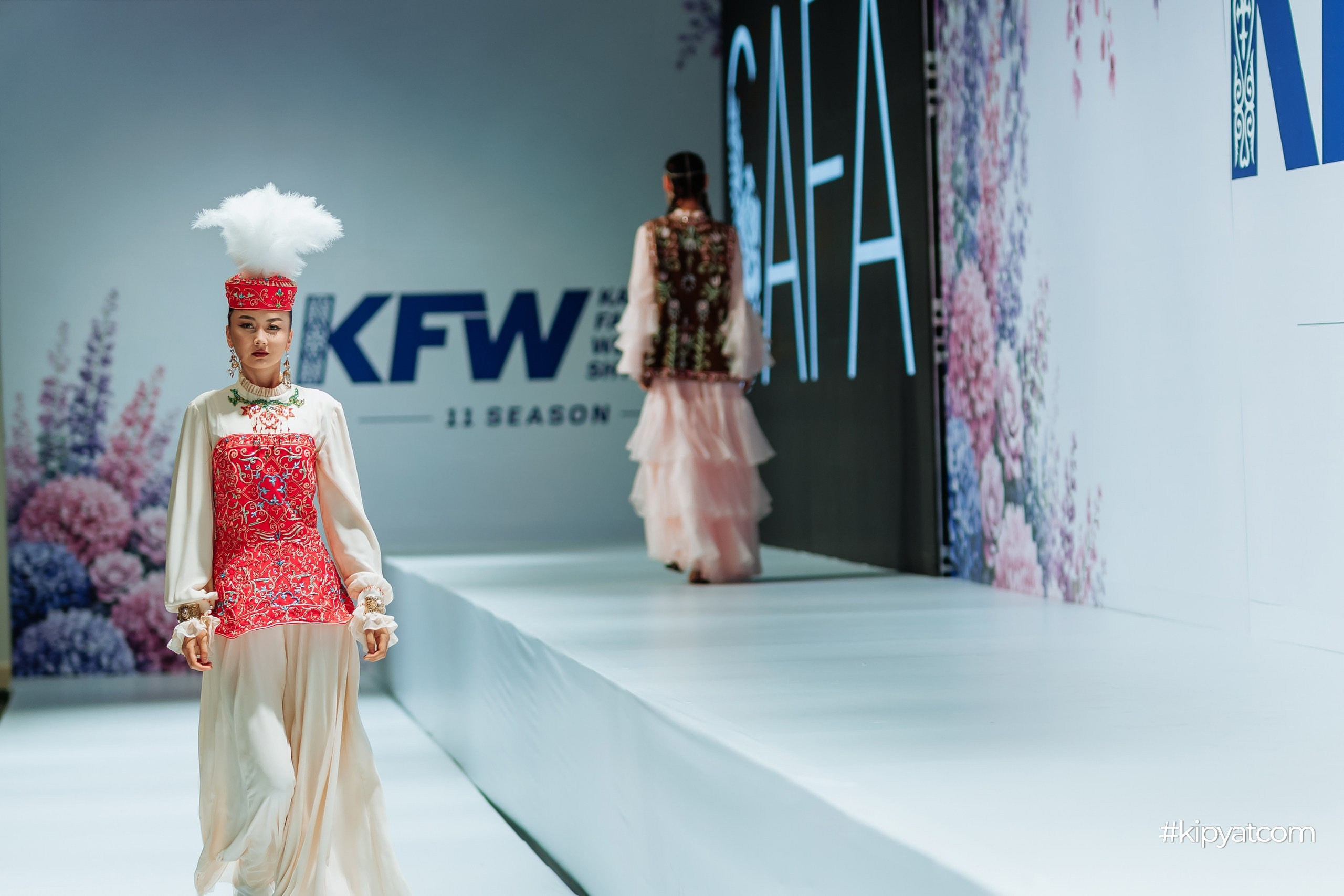 KAZAKHSTAN FASHION WEEK SHYMKENT 11 SEASON. Кипятком Шымкент