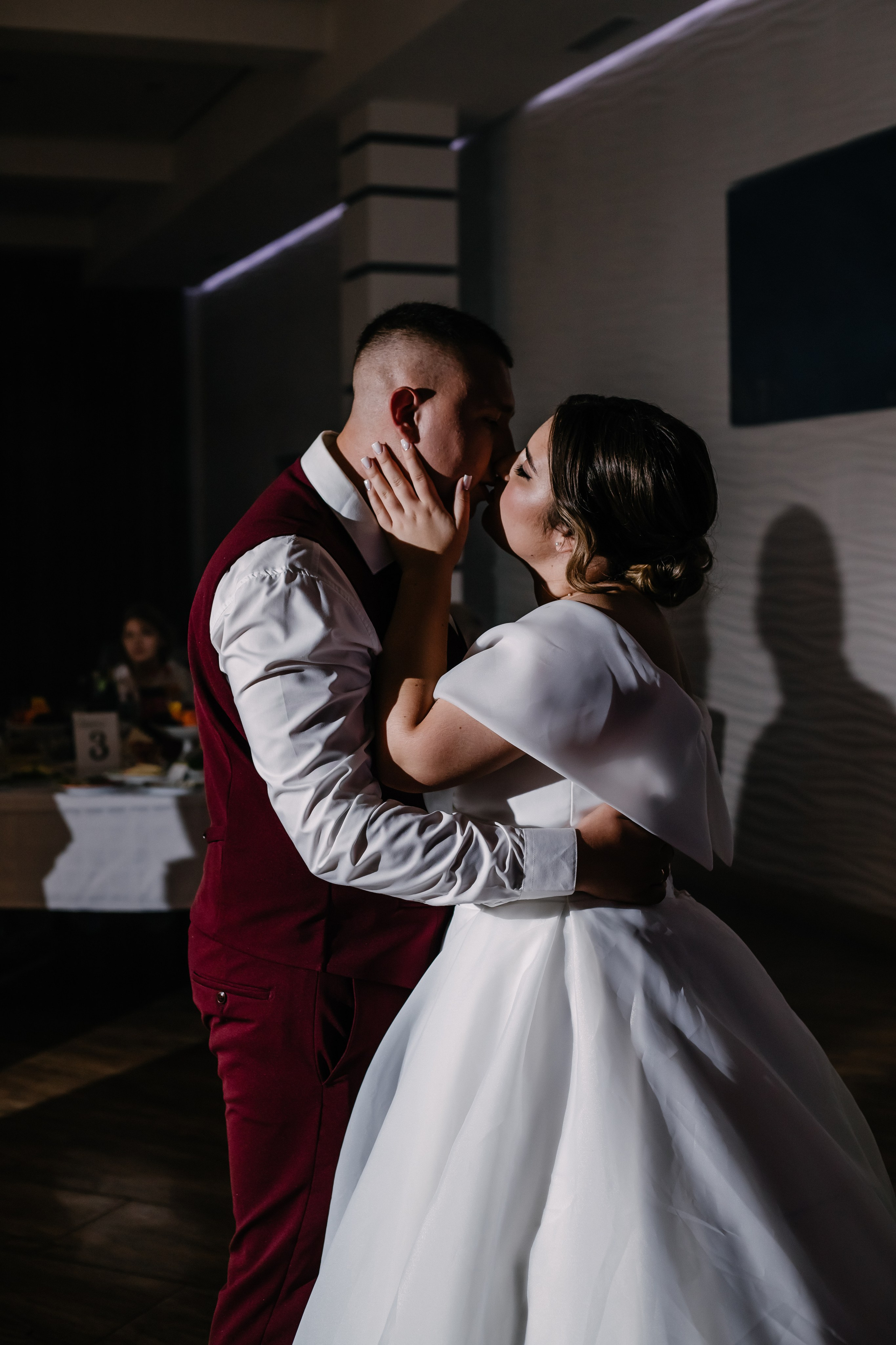 Свадебная фотосессия в Старом осколе. Свадебный фотограф Тулинова Мария